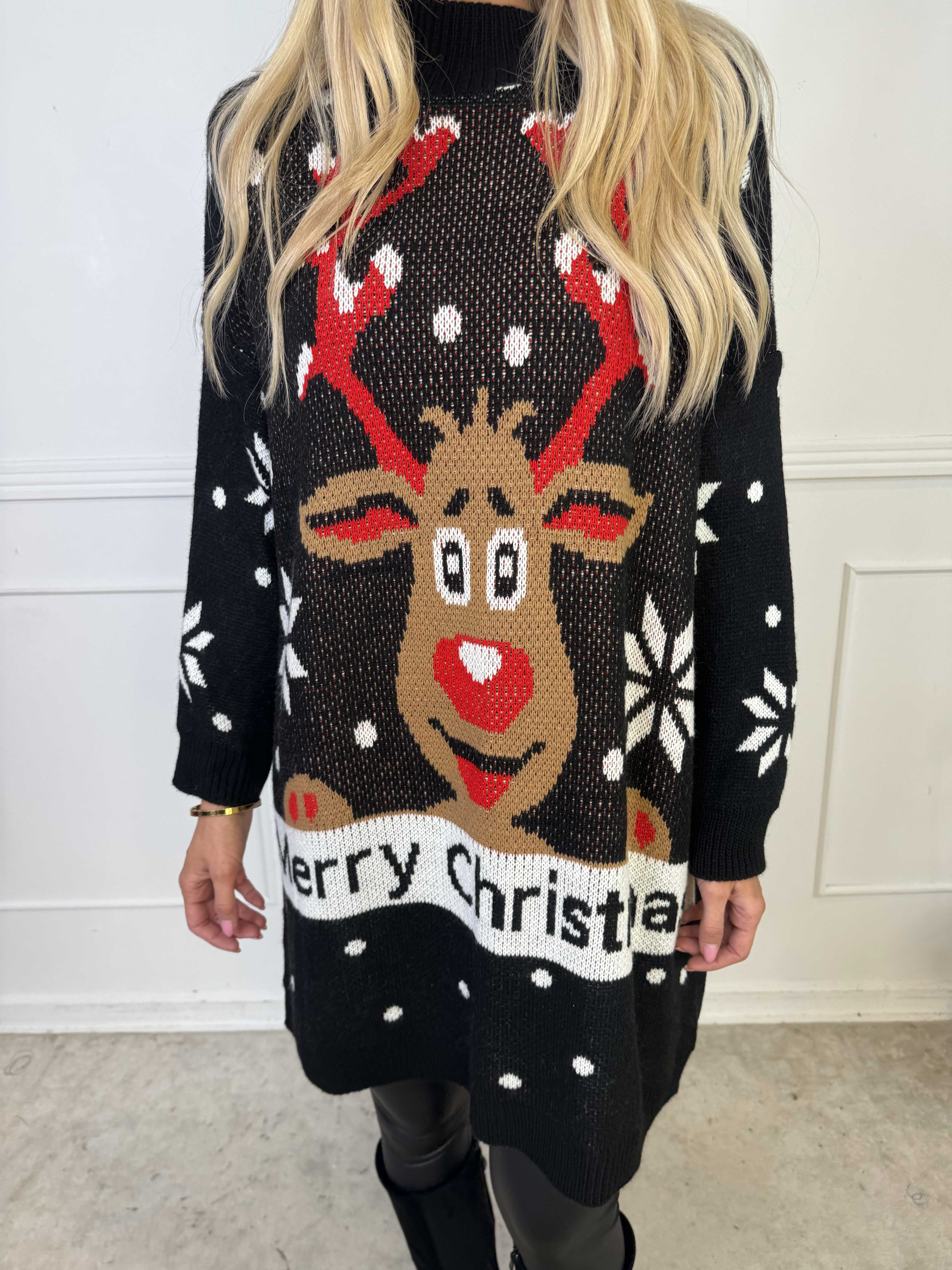 Rudy - Stickad julklänning med Rudolf på magen