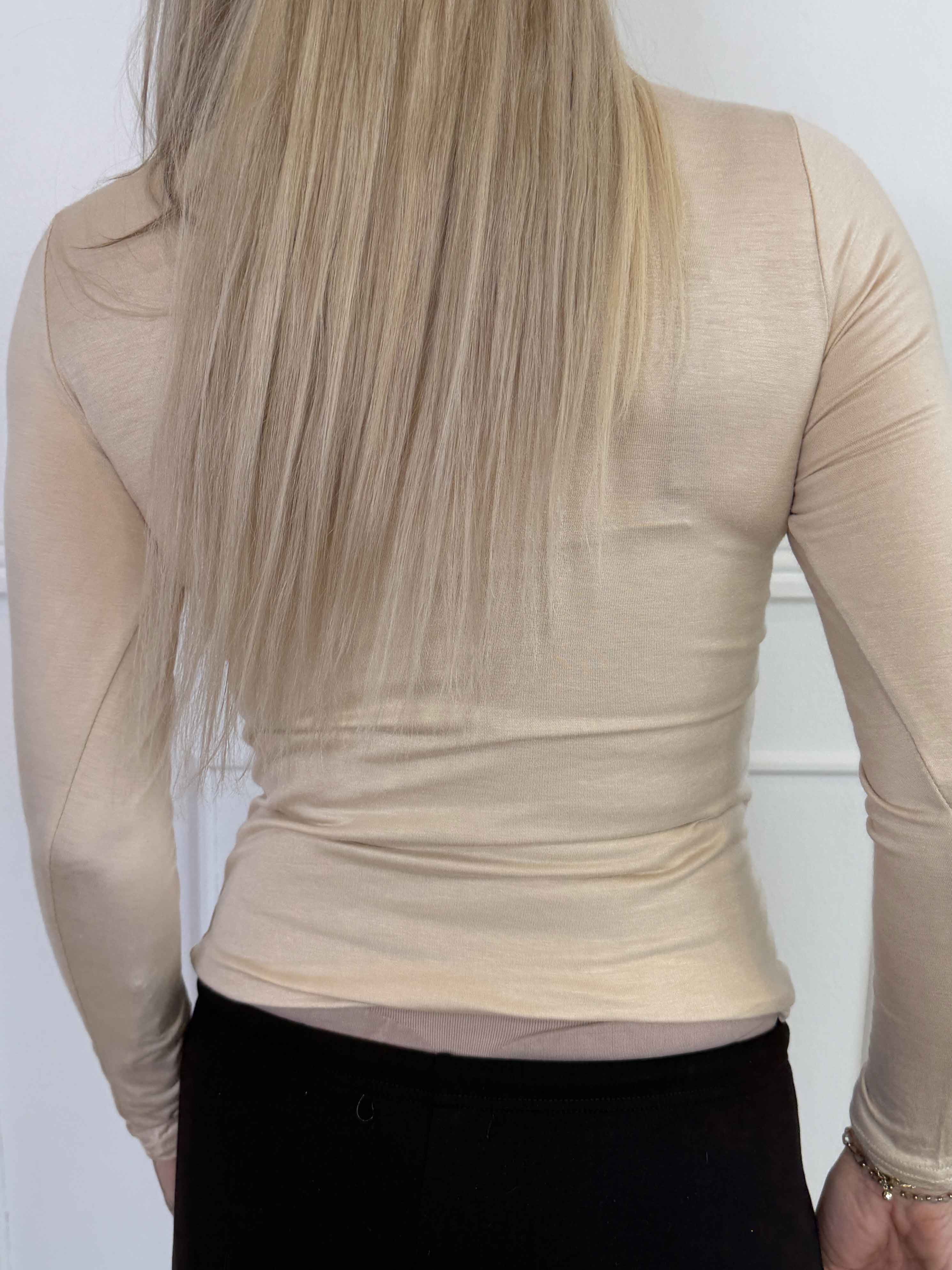 Noras - Langærmet basis bluse i viskose med turtleneck