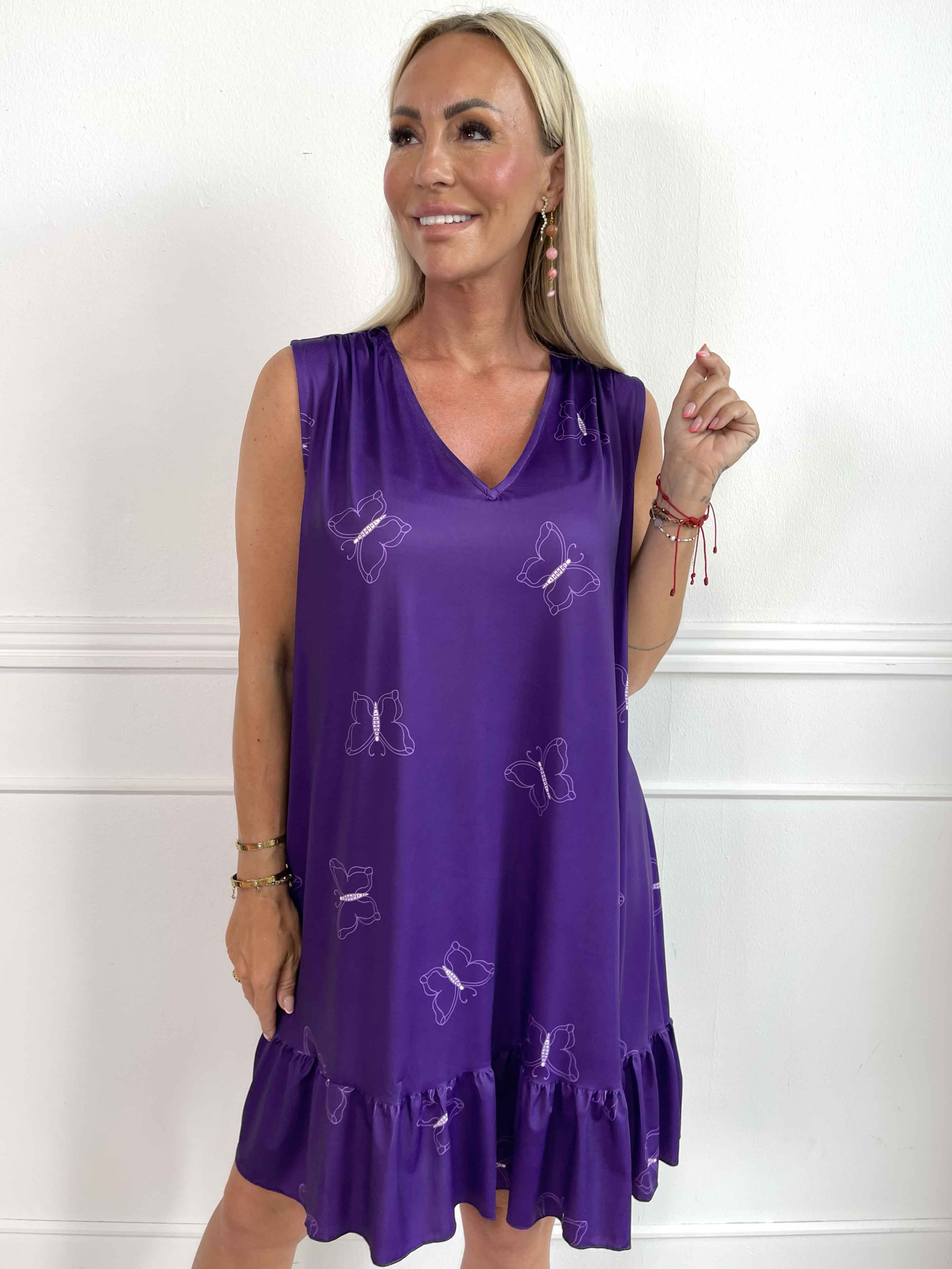 Aurelia - Sommarklänning med fjärilstryck och volangkant