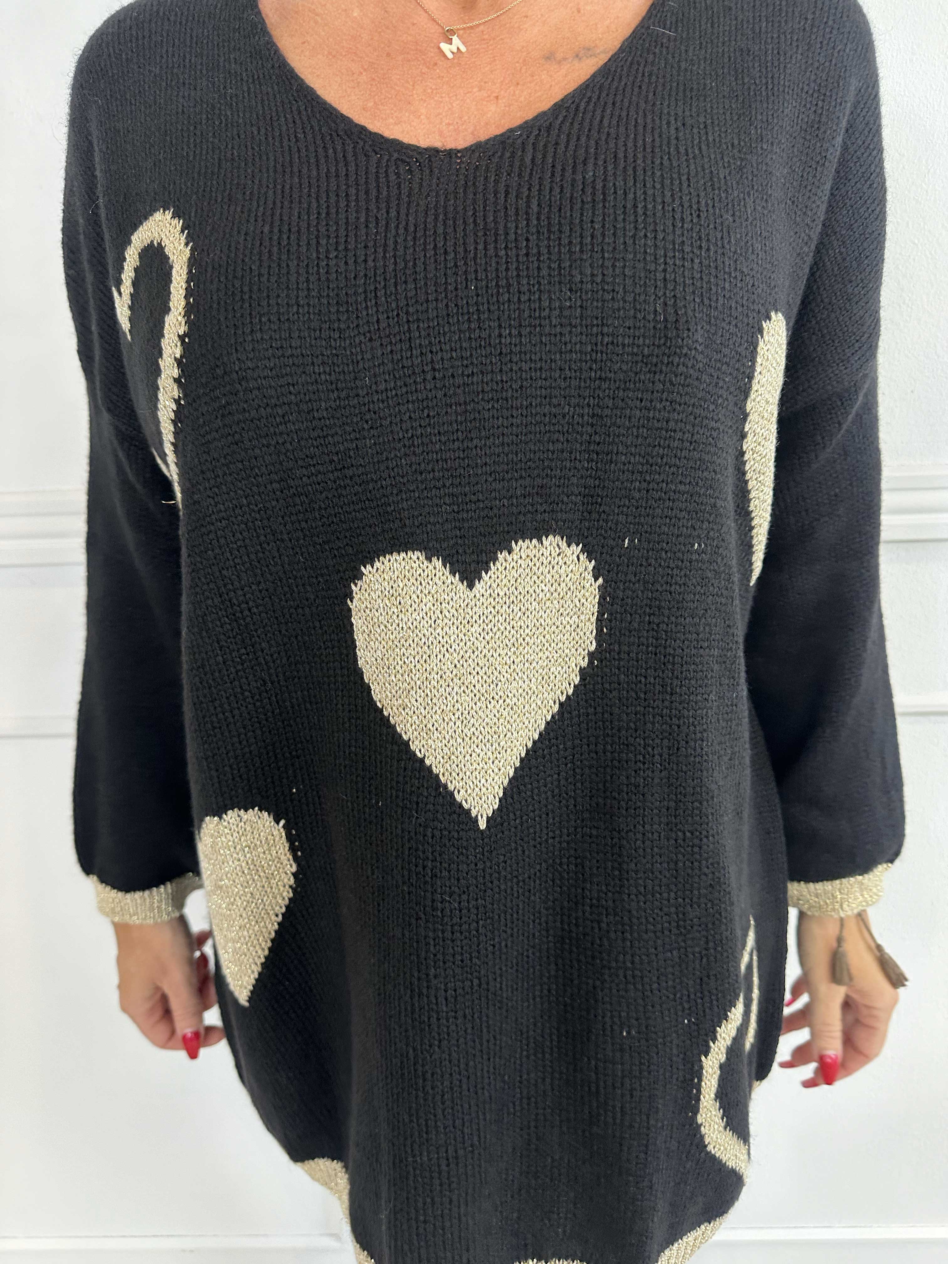 Martine - Söt stickad med ull och guldhjärtan