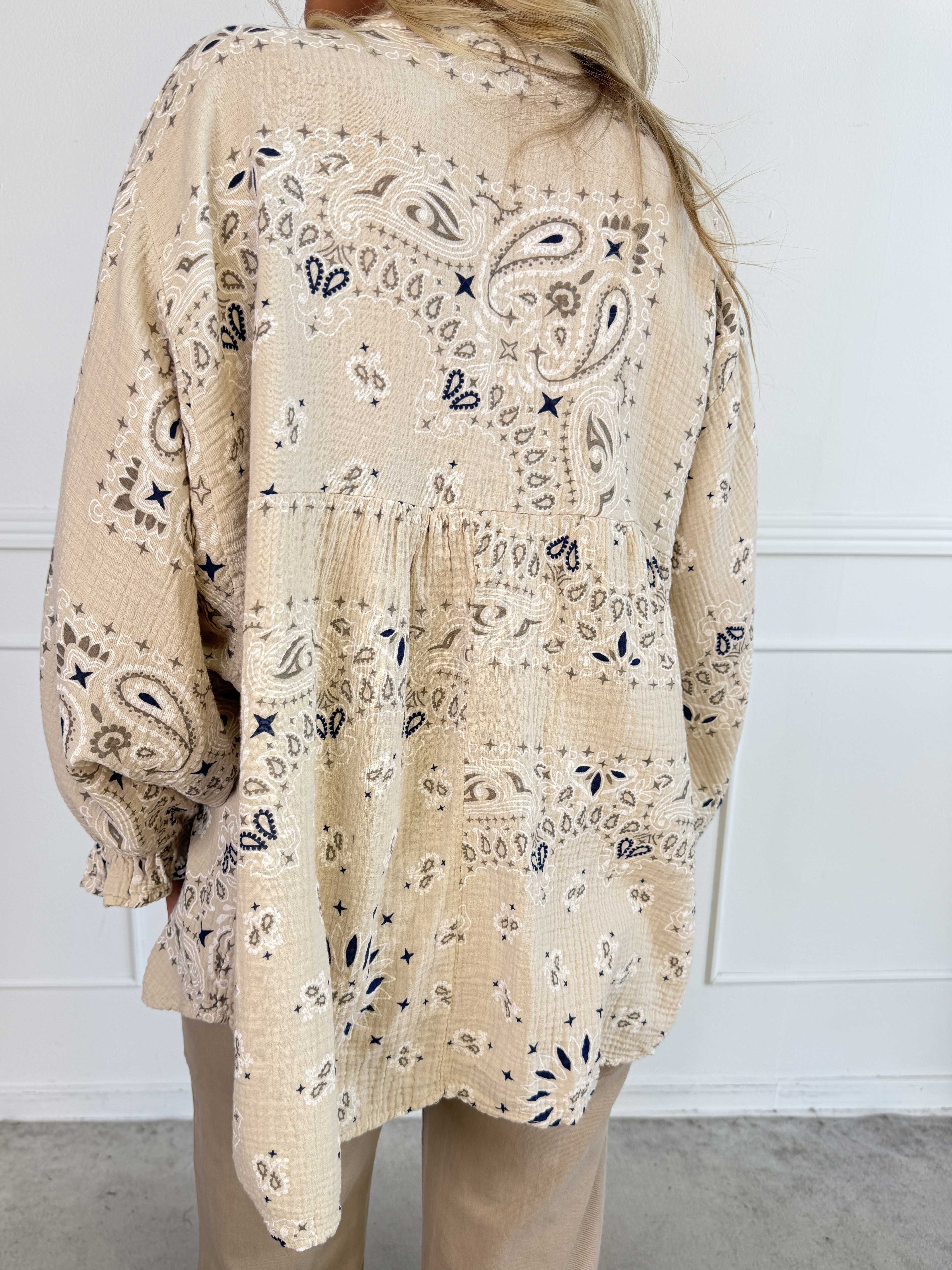 Diva Paisley – Plus size tunika i mjuk bomullsmuslin med paisleymönster