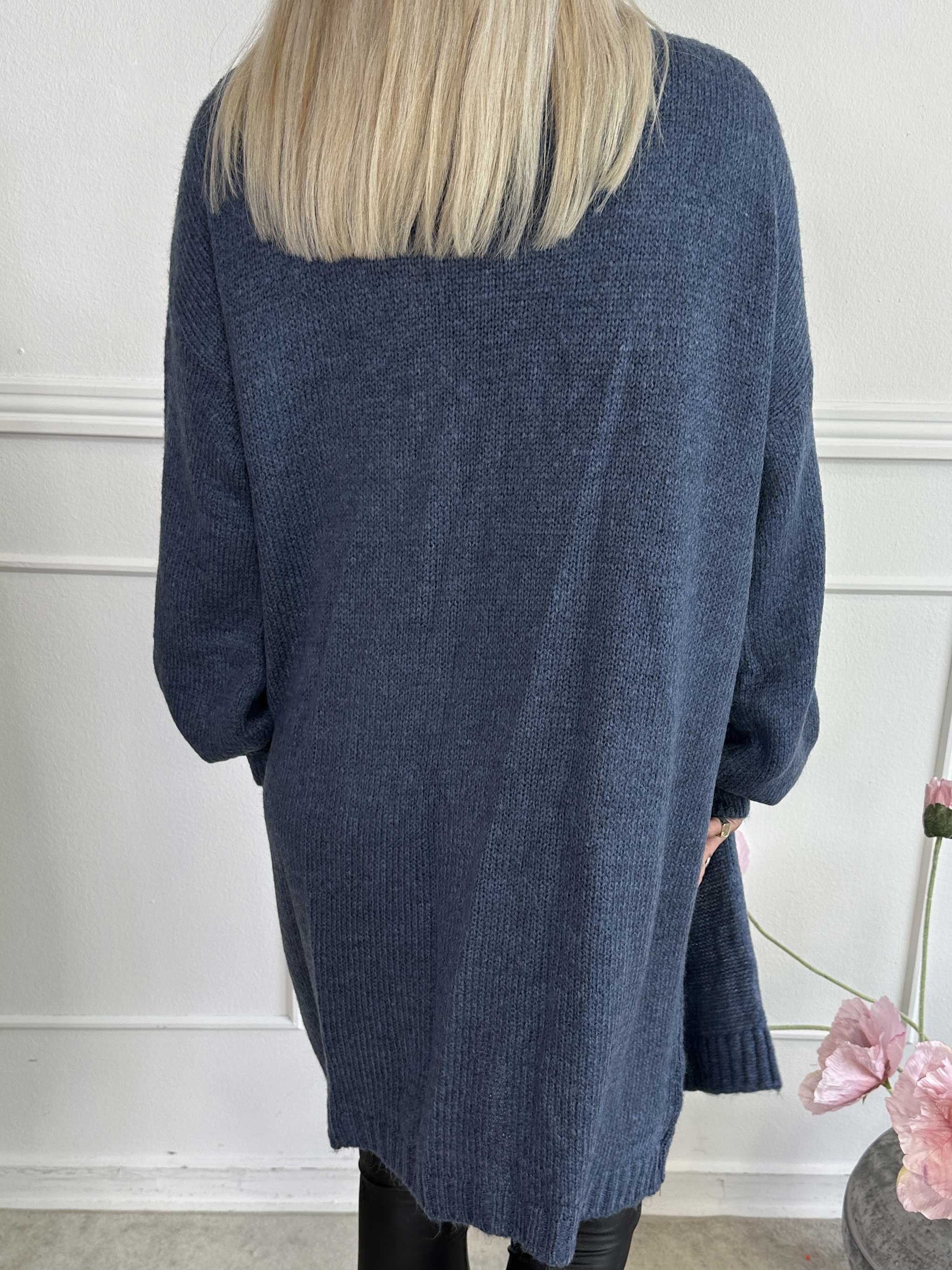 Valentine - Stickad kofta med fickor