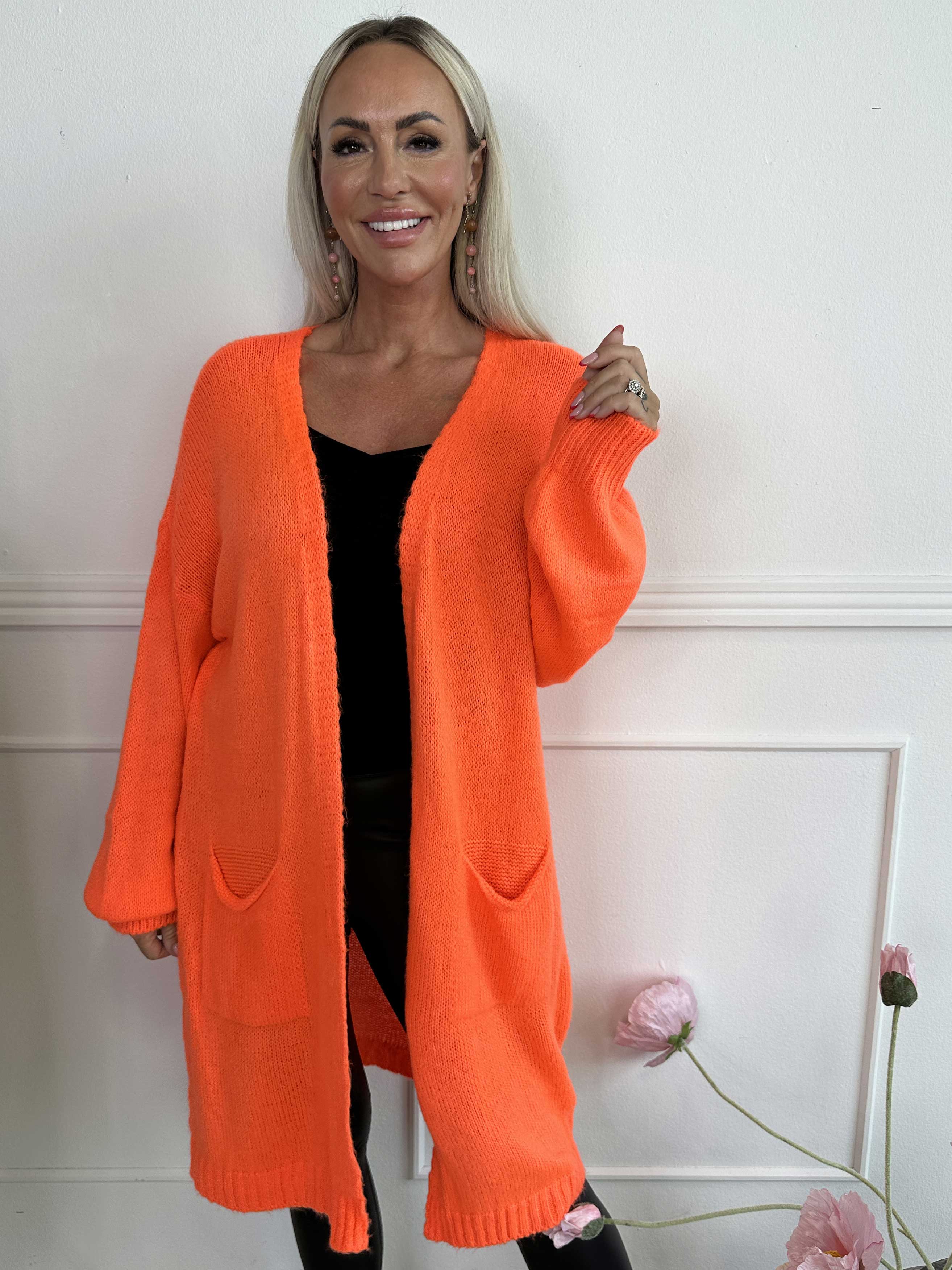 Valentine - Stickad kofta med fickor