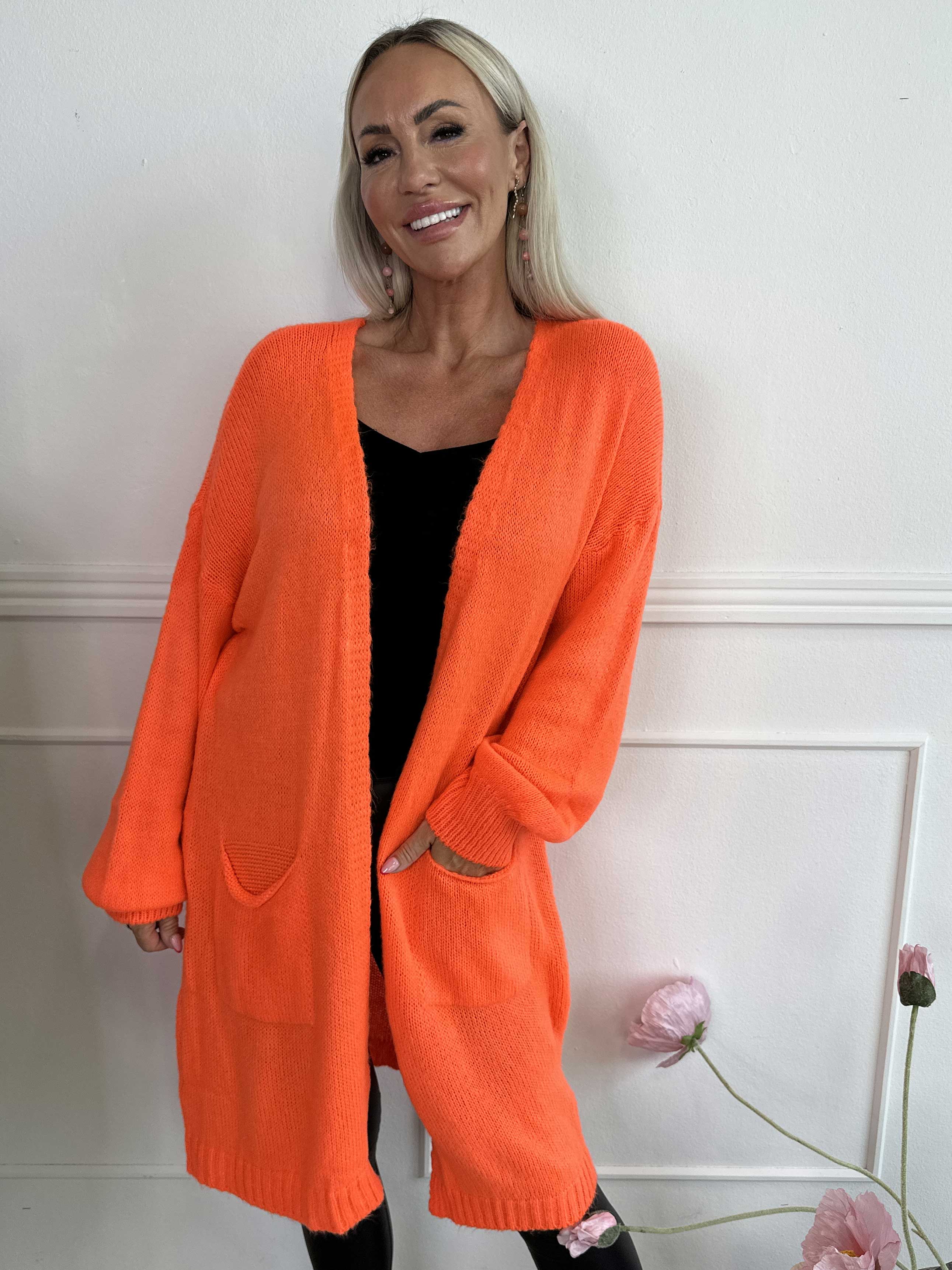 Valentine - Stickad kofta med fickor