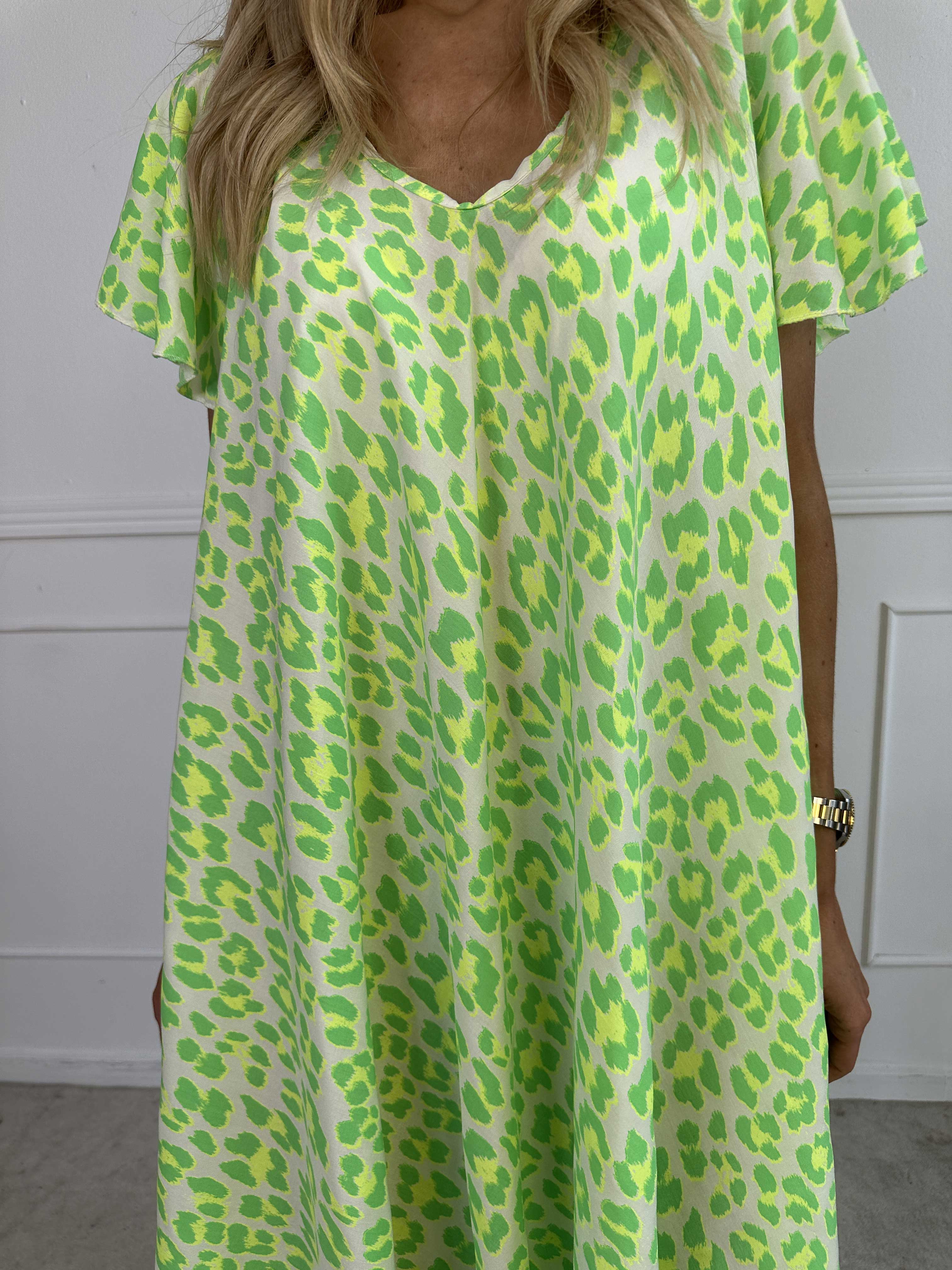 Chione - Söt A-linjeformad klänning med leopardmönster