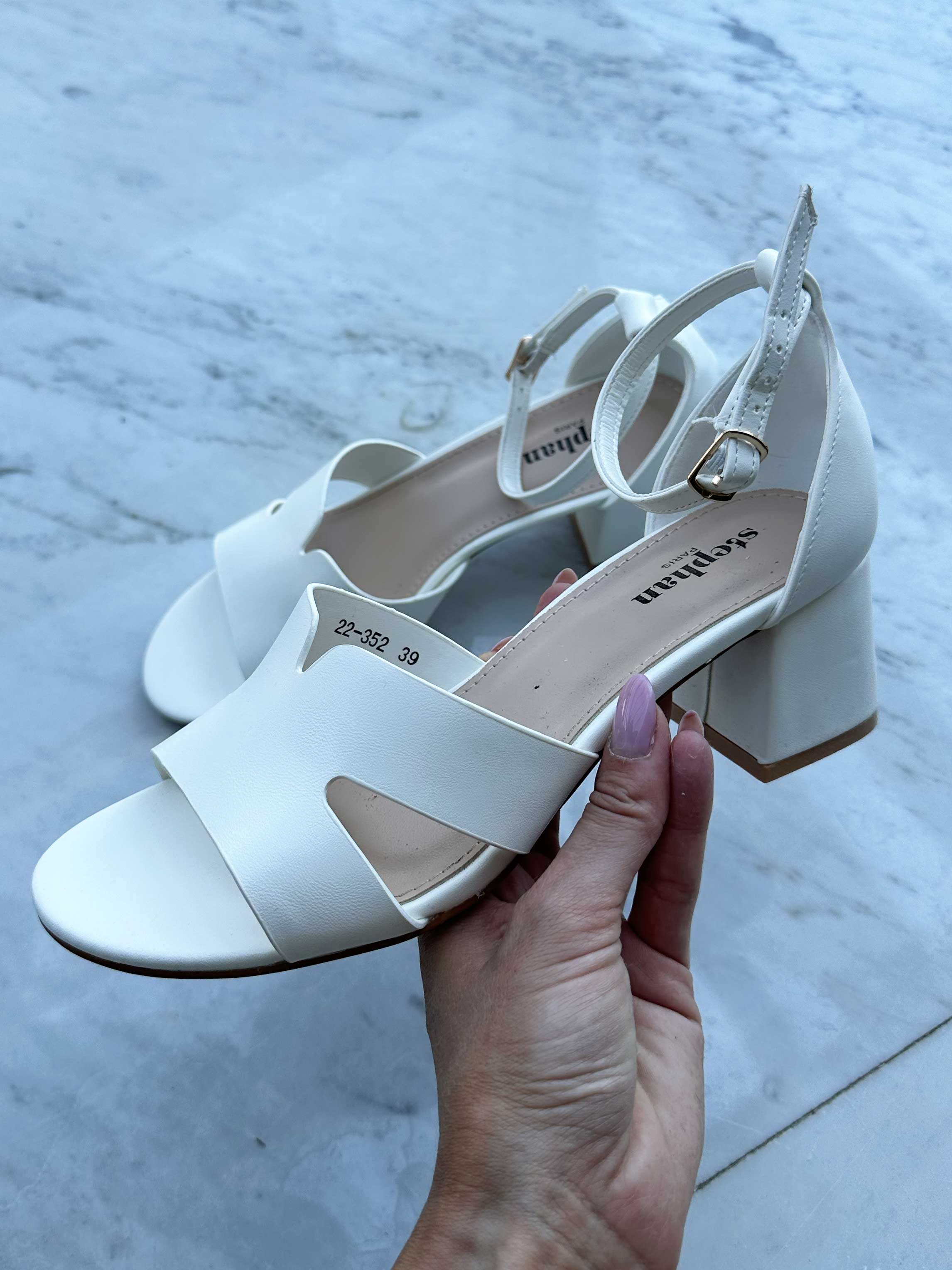 Eleonora - Söt sandal med liten klack