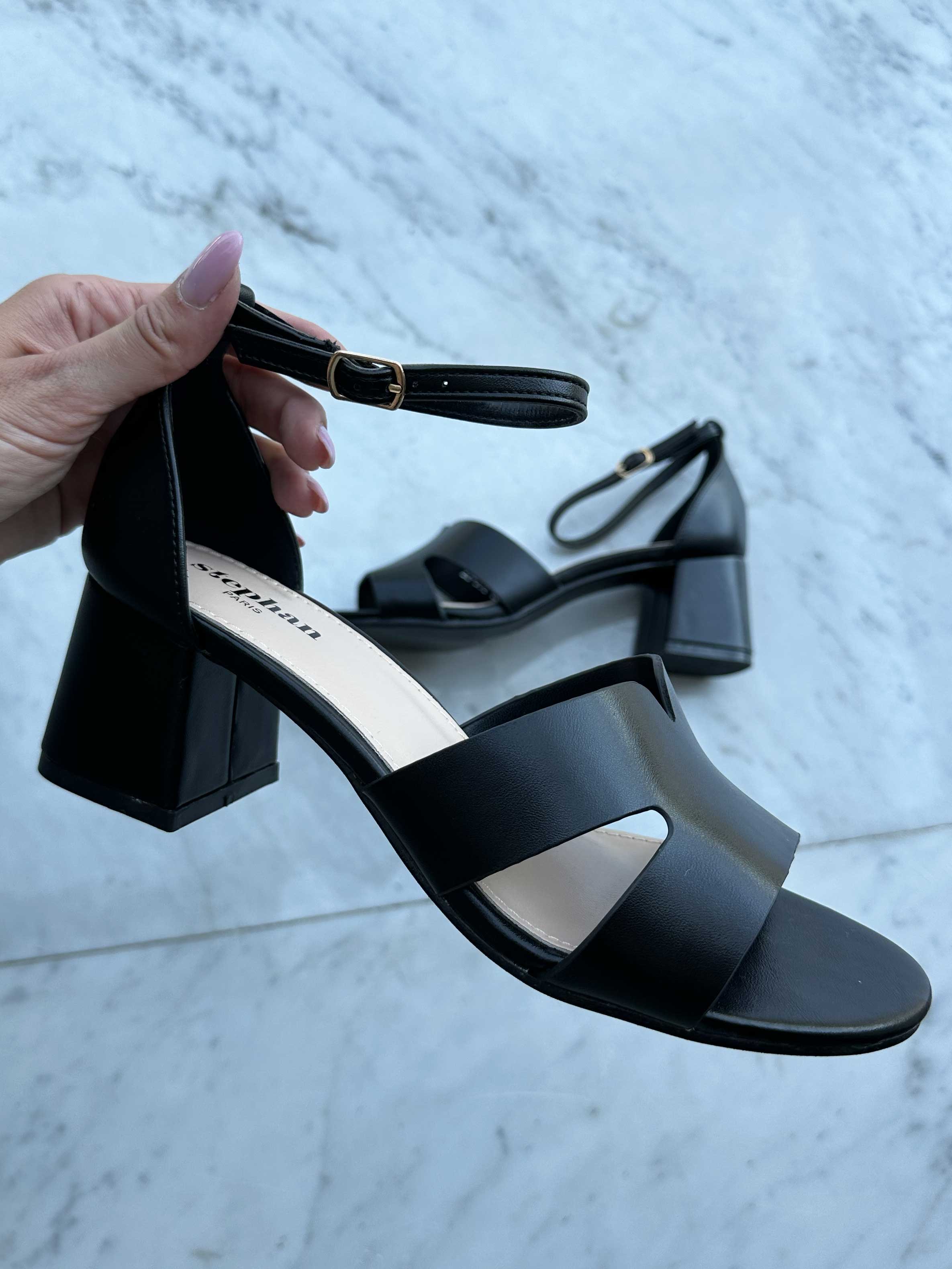 Eleonora - Söt sandal med liten klack