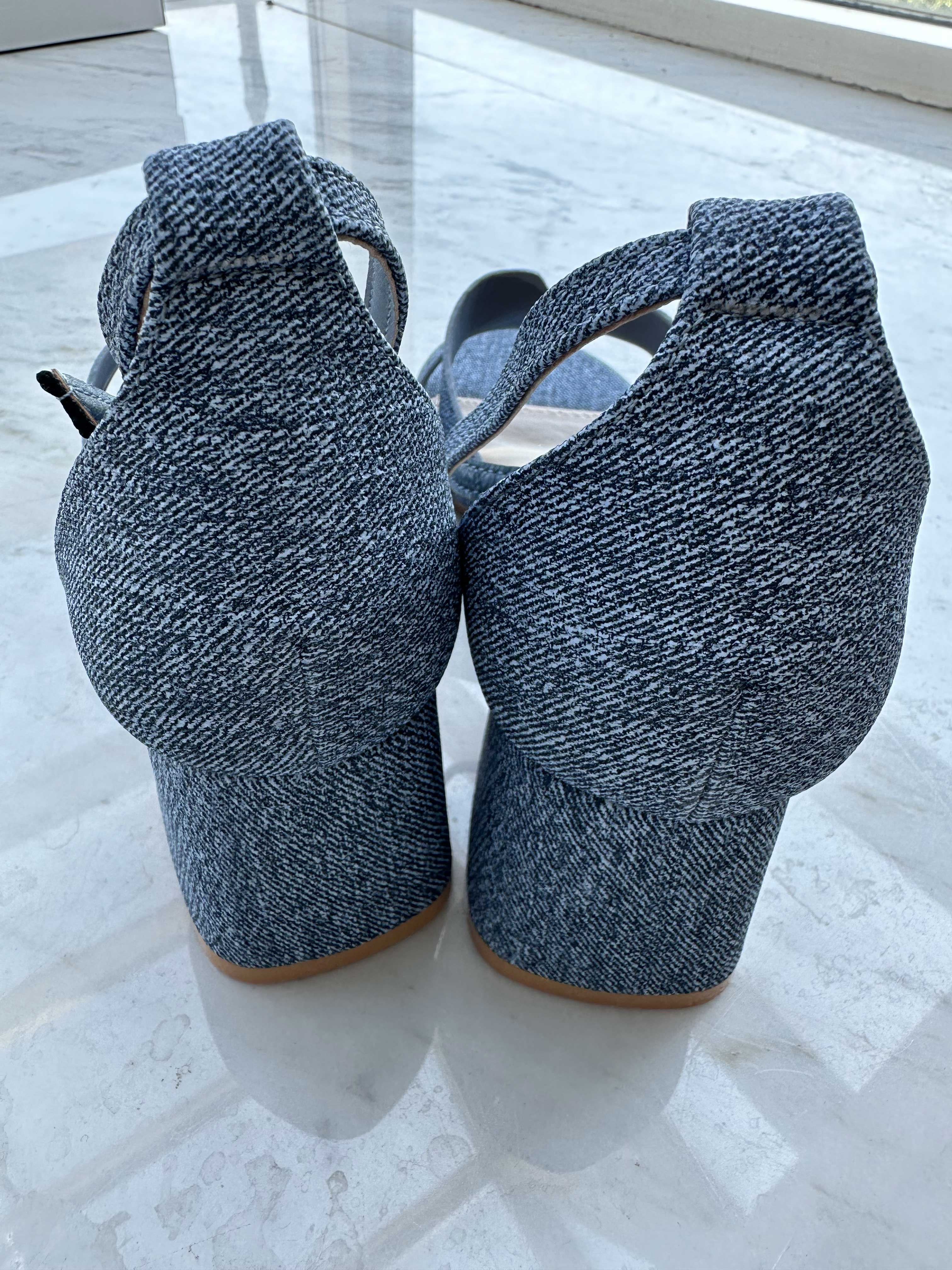 Eleonora - Söt sandal med liten klack