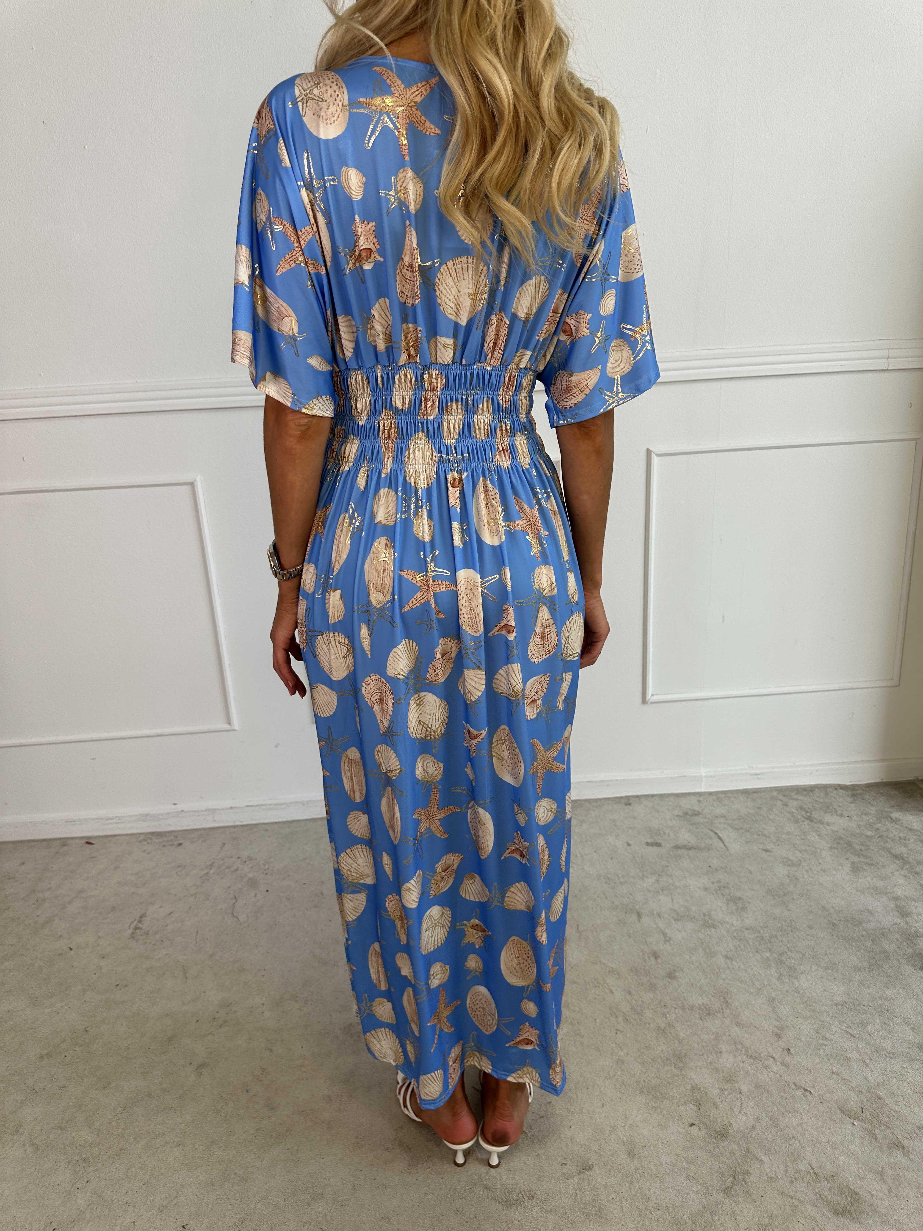 Pams Beach - Lång stretchklänning med snäckmotiv