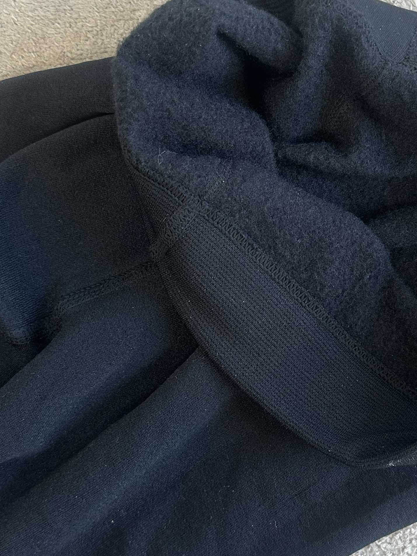 Sibel - Svarta elastiska strumpbyxor med foder