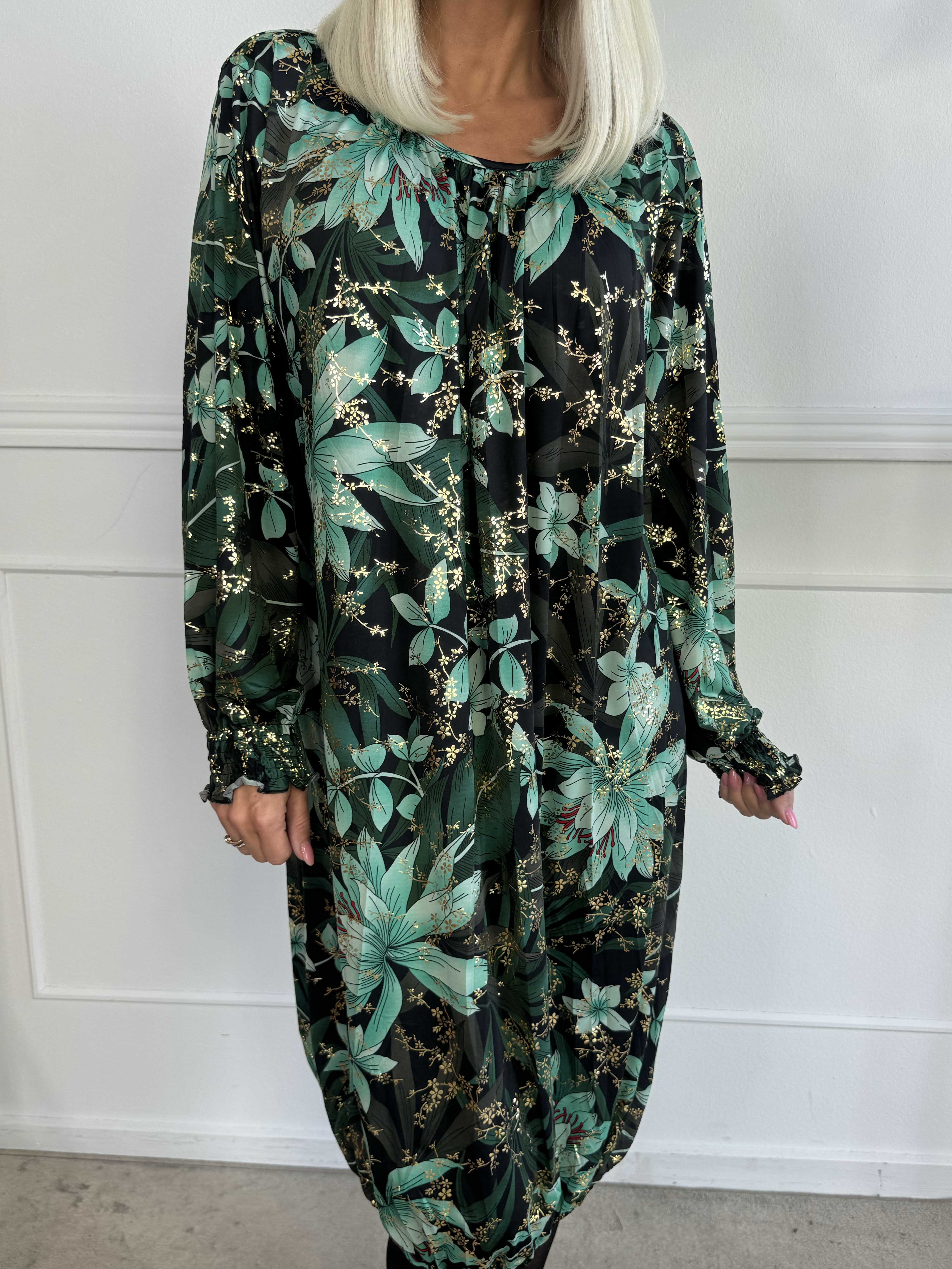 Miracle Gold Flower Dress L/S - Blommig klänning med resår