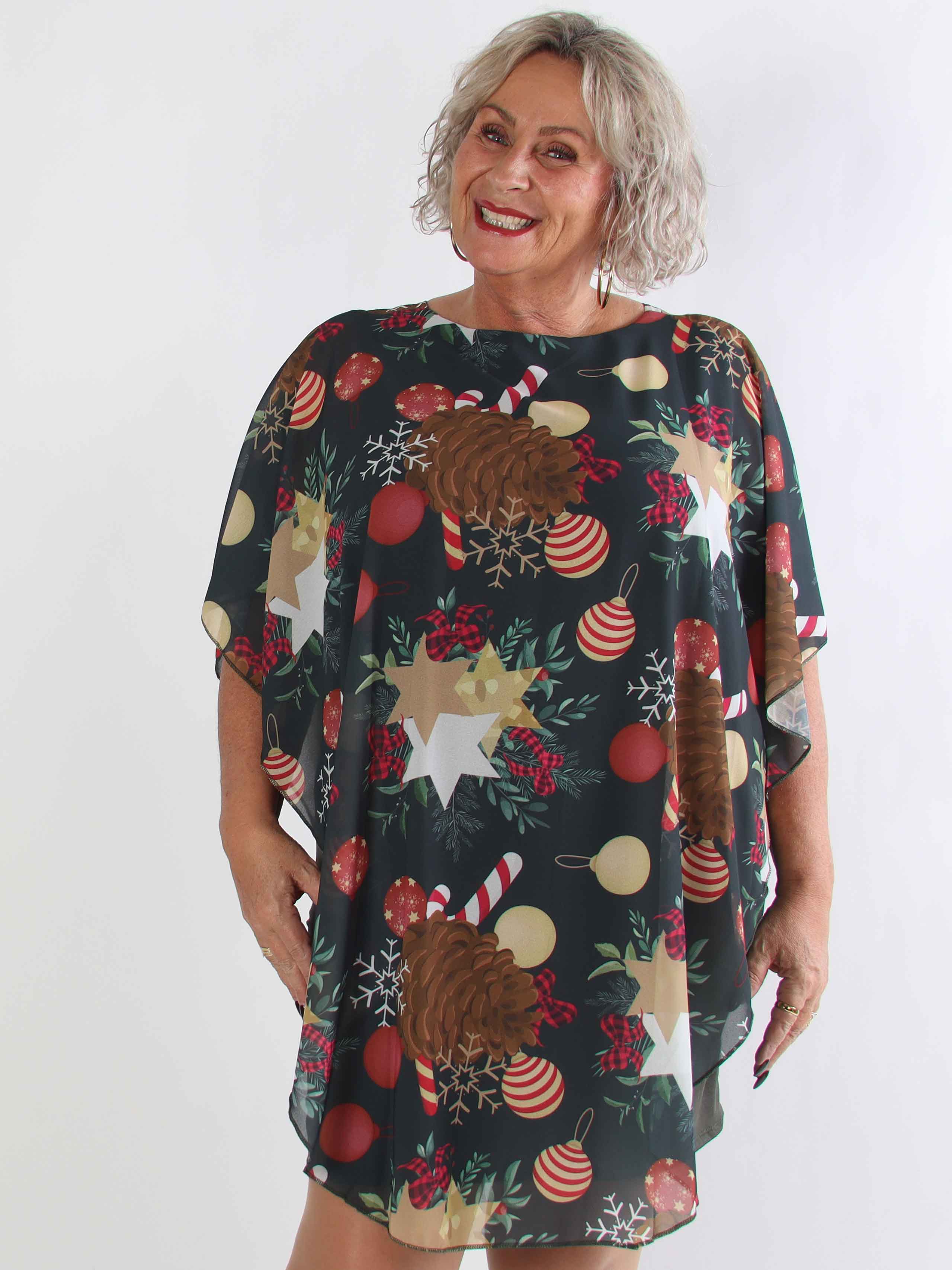 Kenya Pinecone - Plus size tunikaklänning med julmotiv på chiffonglagret