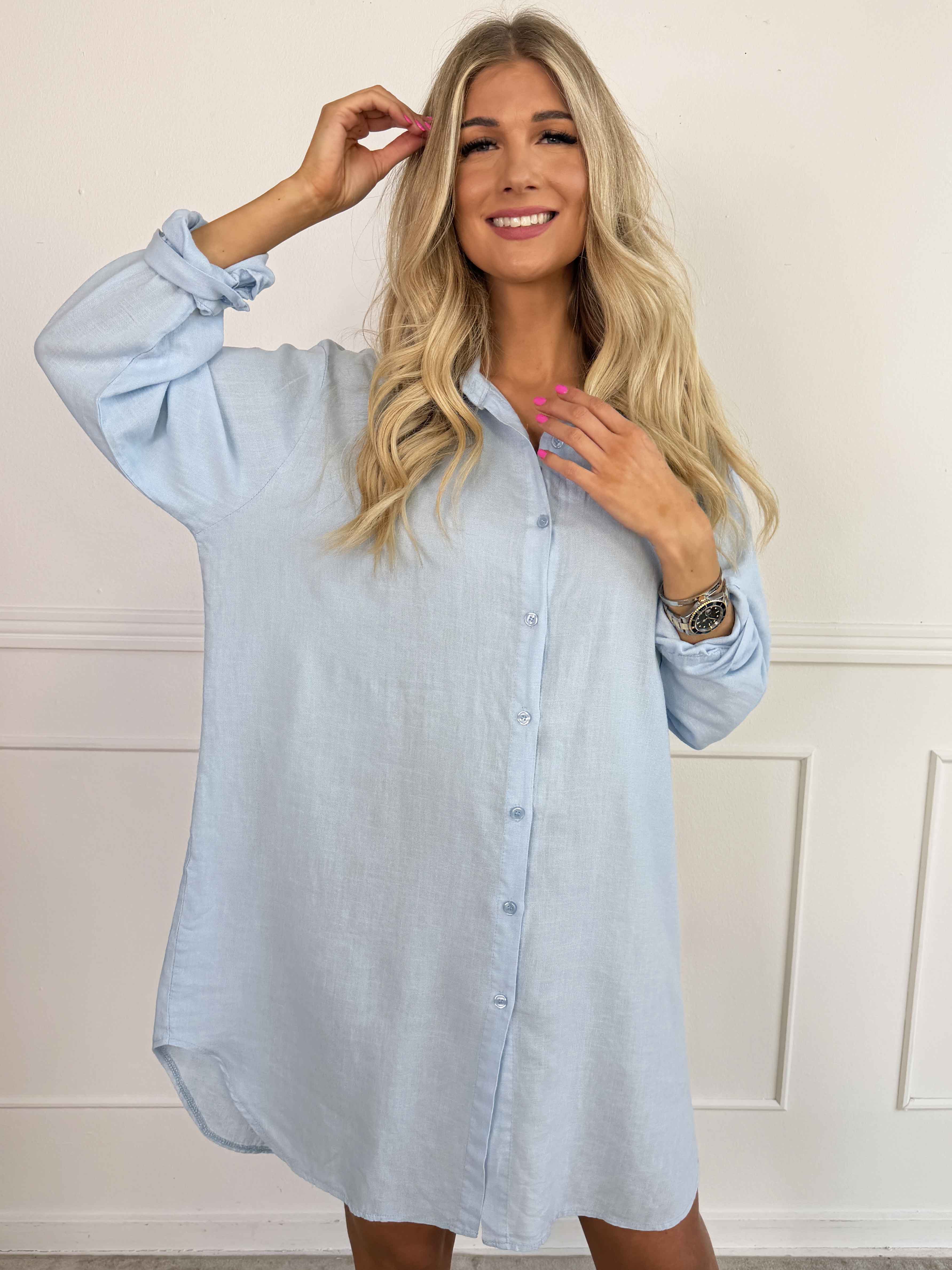 Clara Dress - Plus size skjortekjole i viskose og hør