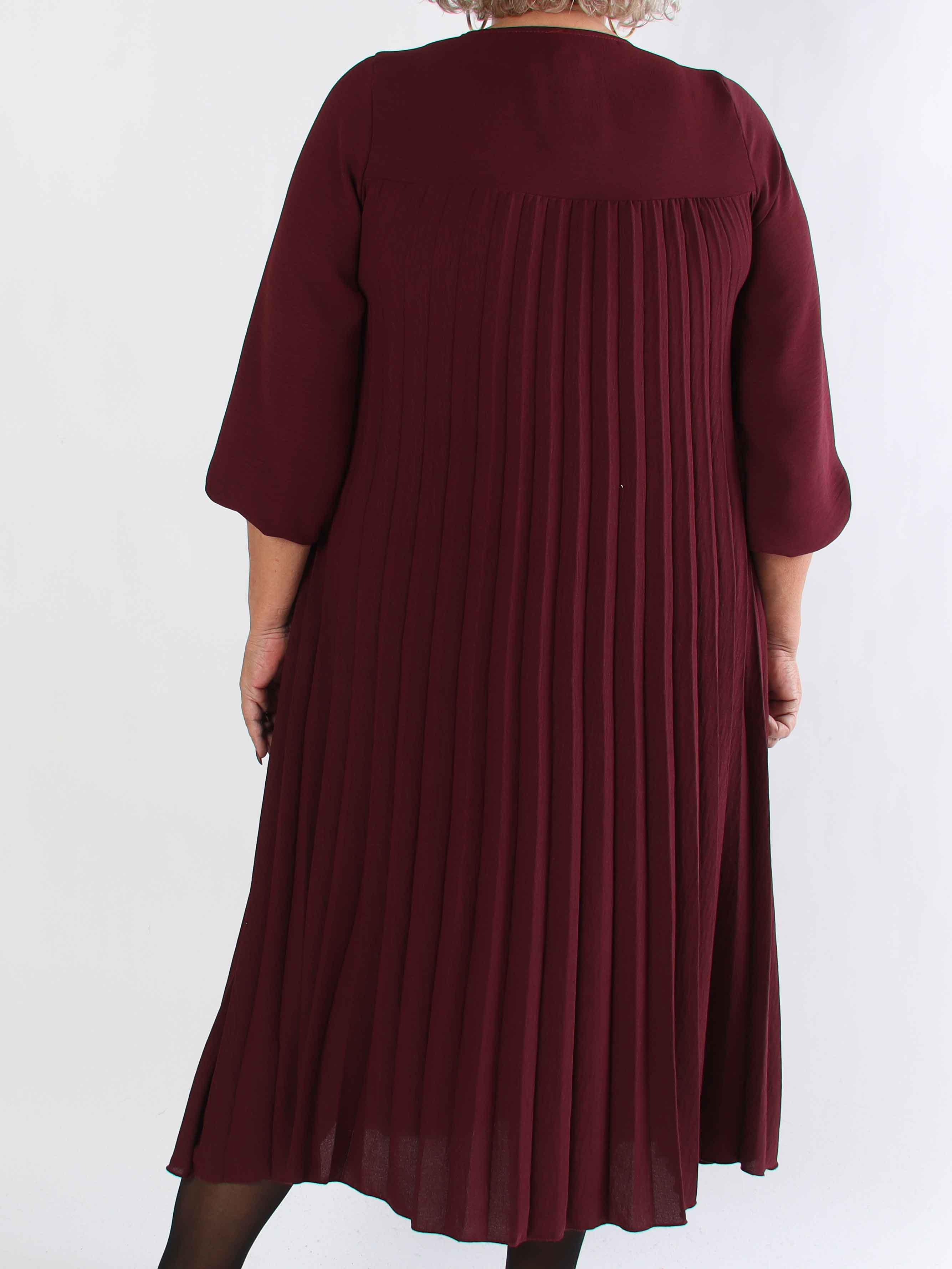 Nancy Long Sleeve - Lång plus size klänning med plissering och fickor