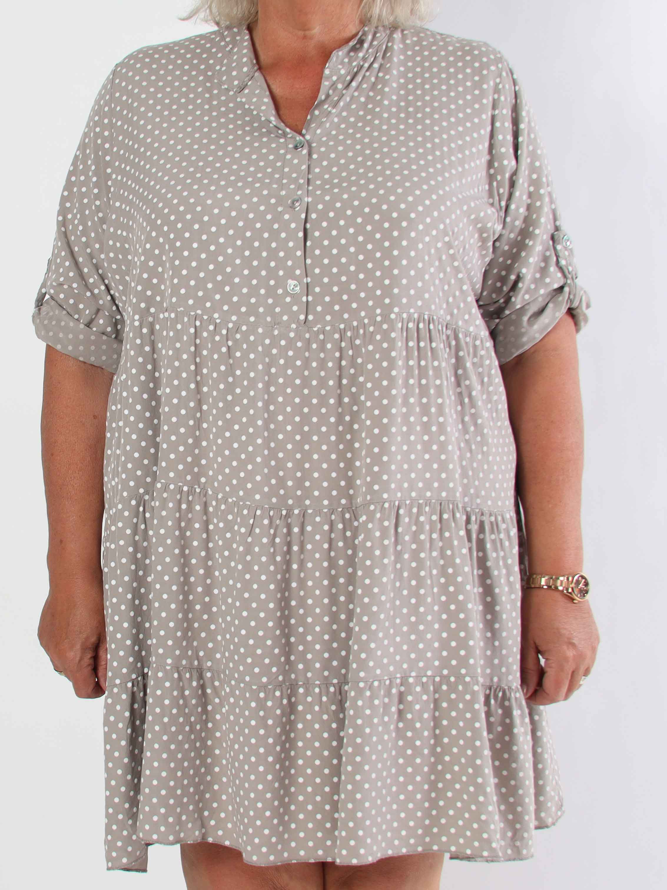 Dotti Short - Klänning med lager på lager-look i viskos