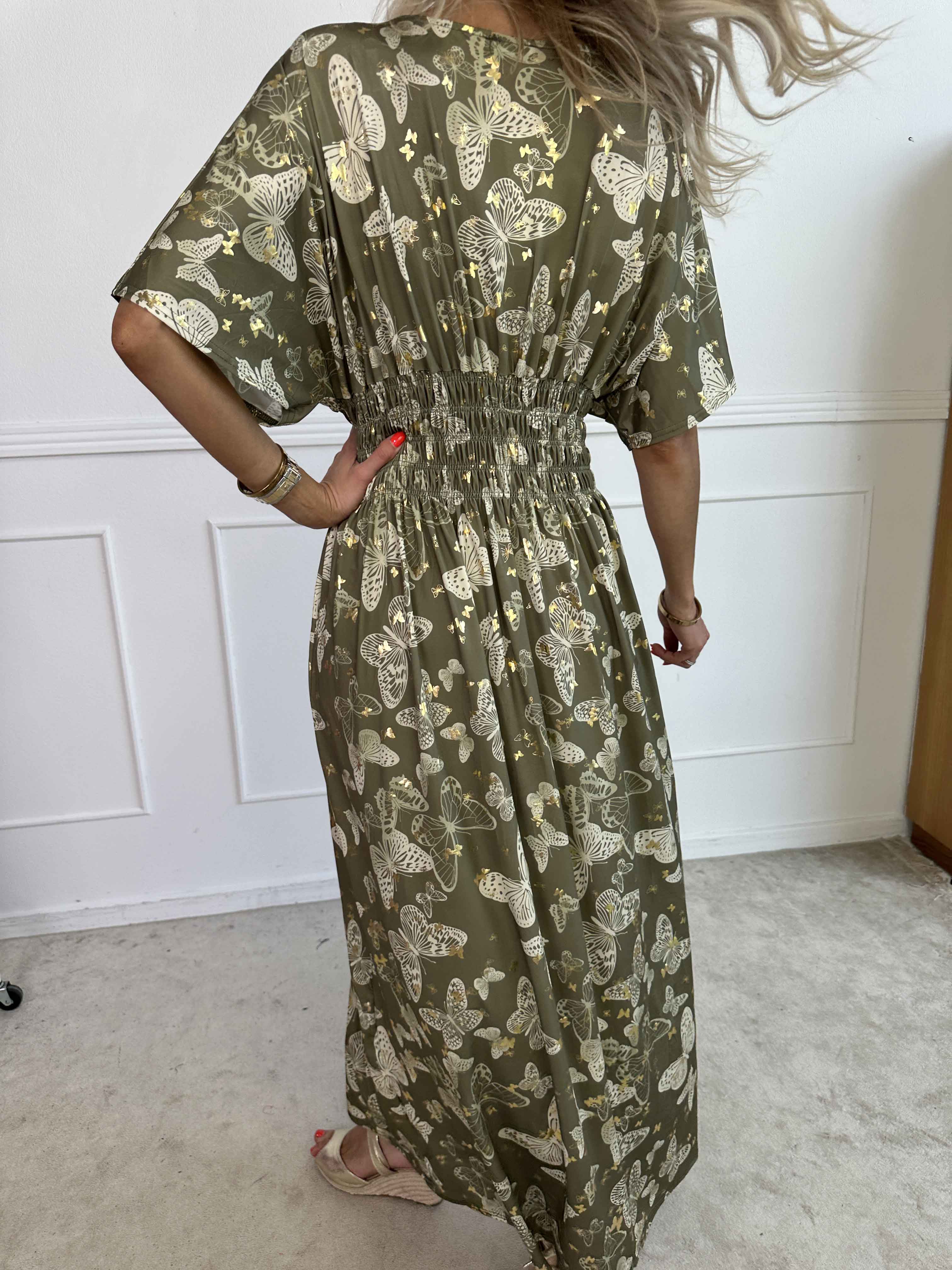 Pams Butterfly - Lång elastisk klänning med smockad midja