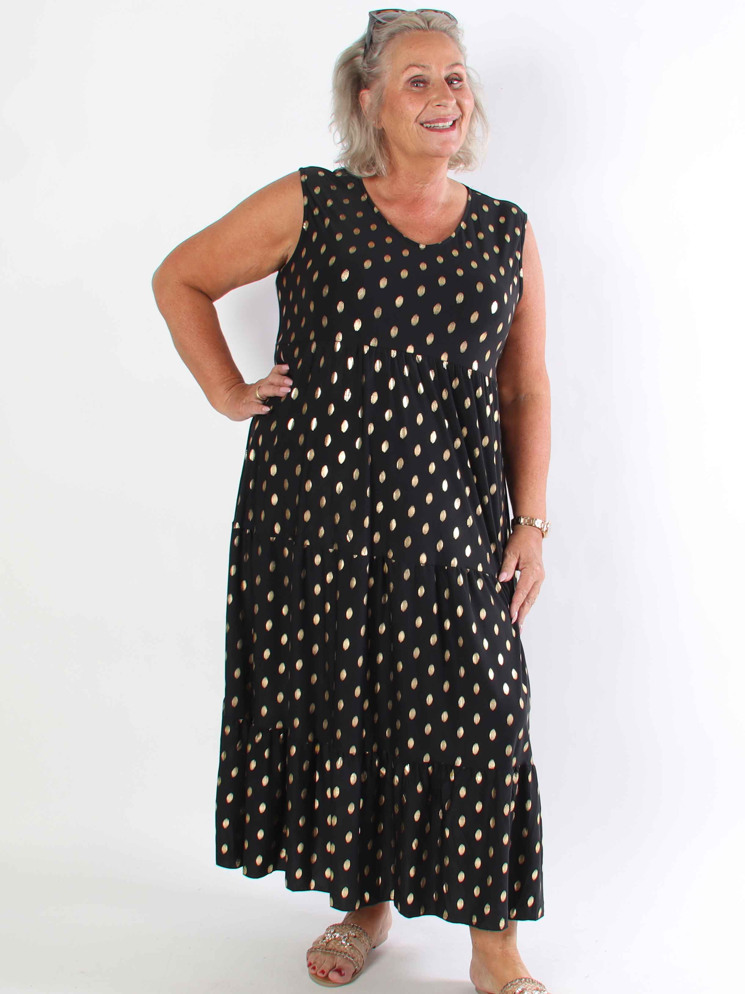 Karini Gold - Lång elastisk plus size klänning med prickar i guld