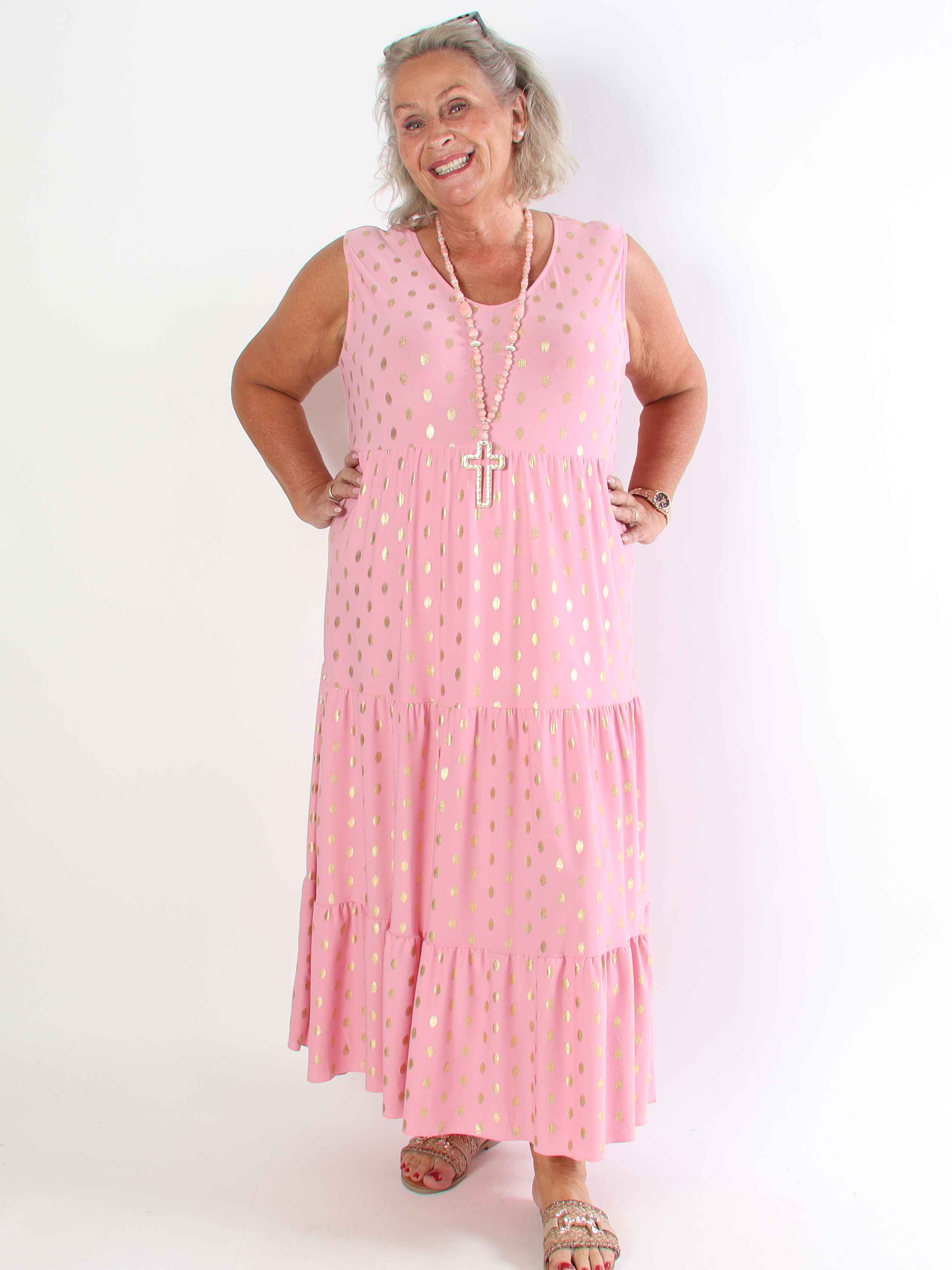 Karini Gold - Lång elastisk plus size klänning med prickar i guld