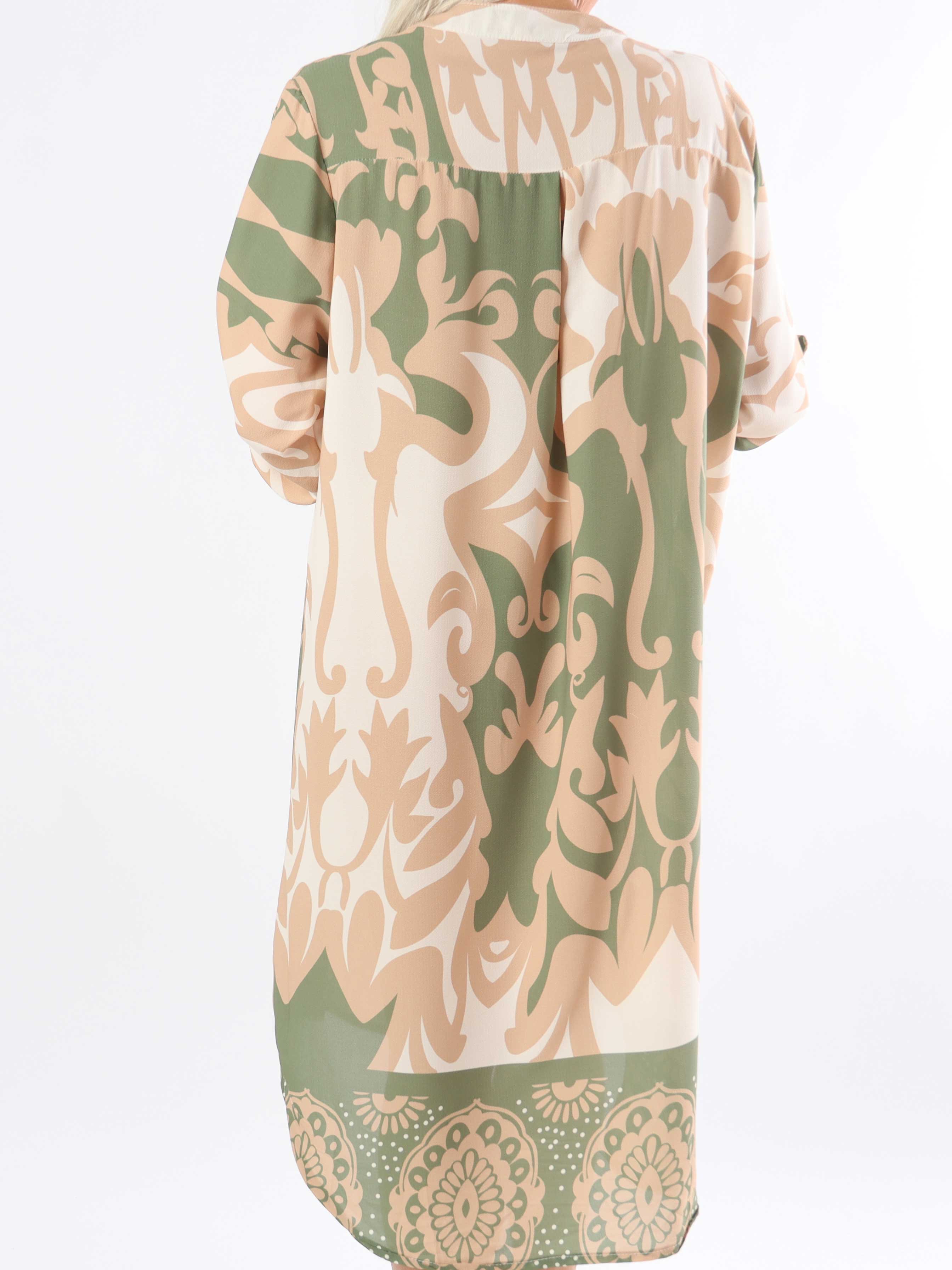 Vanesa Boheme Dress - Lätt och luftigt mönstrad plus size-klänning i viskos