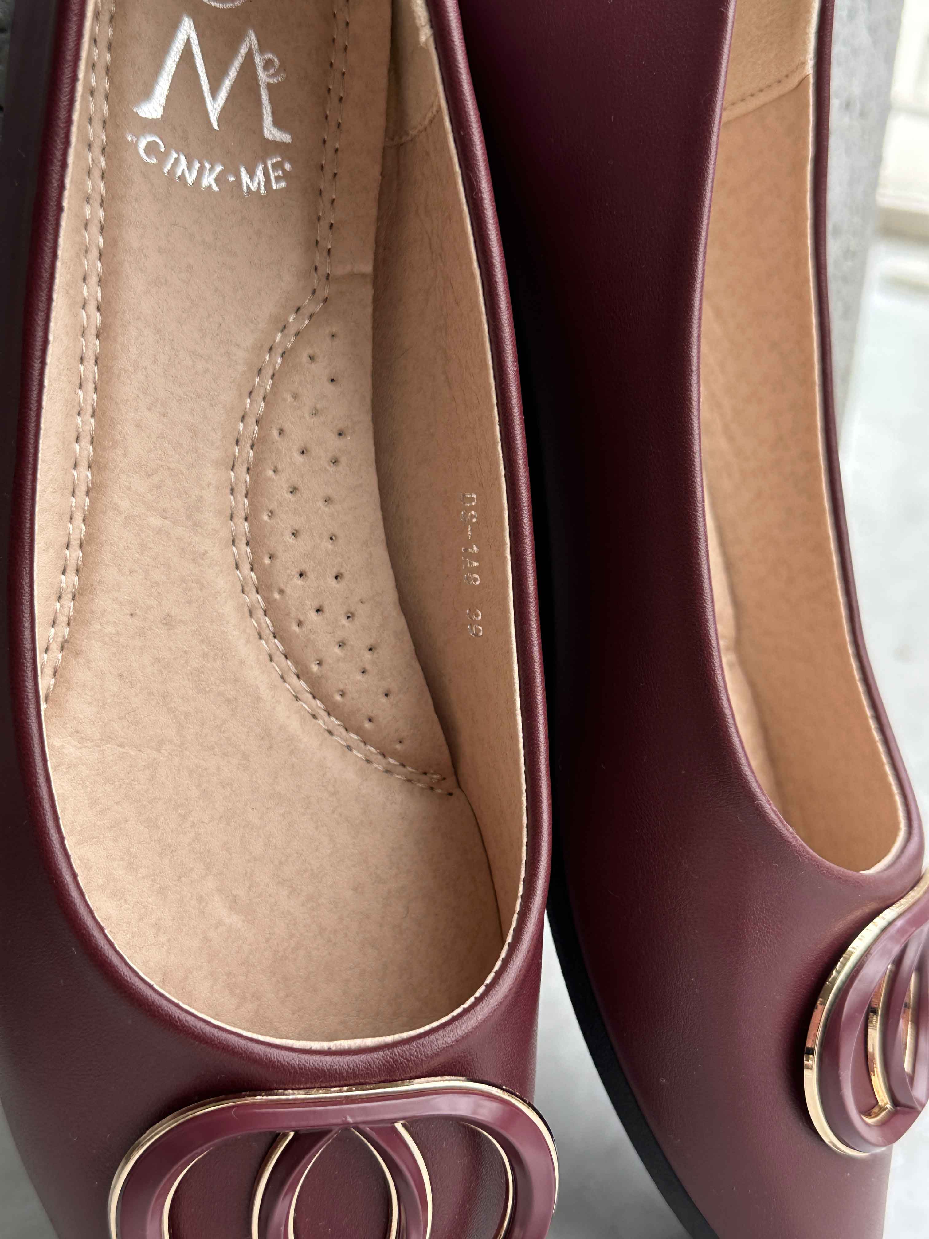 Solfrid - Eleganta ballerinor med spänne