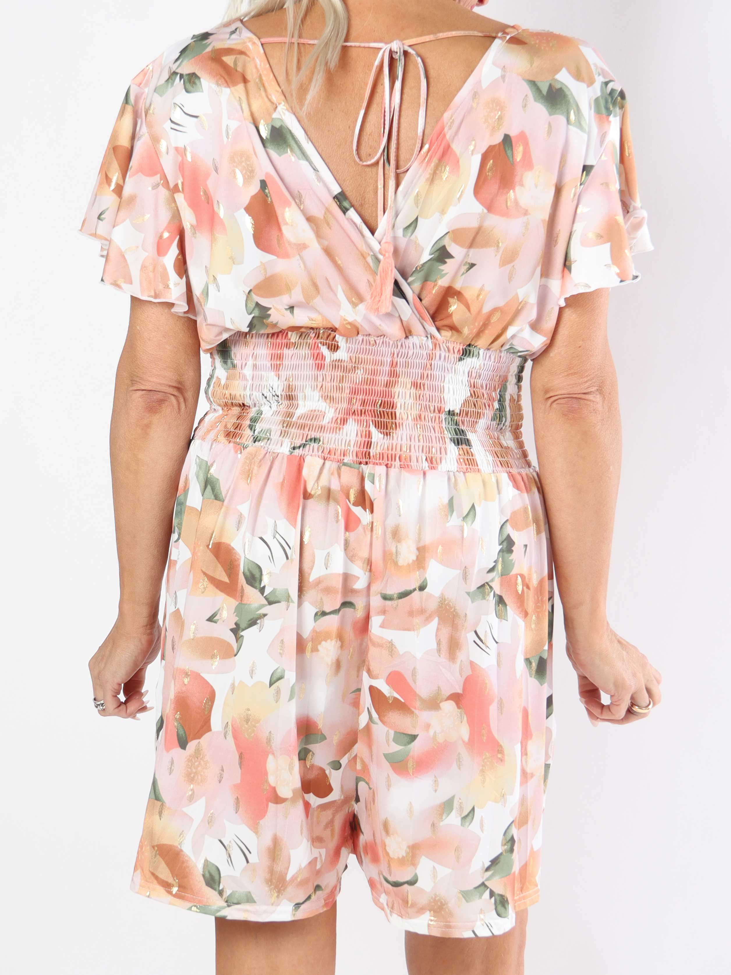 Pams Sweet Flower Playsuit - Elastisk jumpsuit i plusstorlek med blommigt tryck