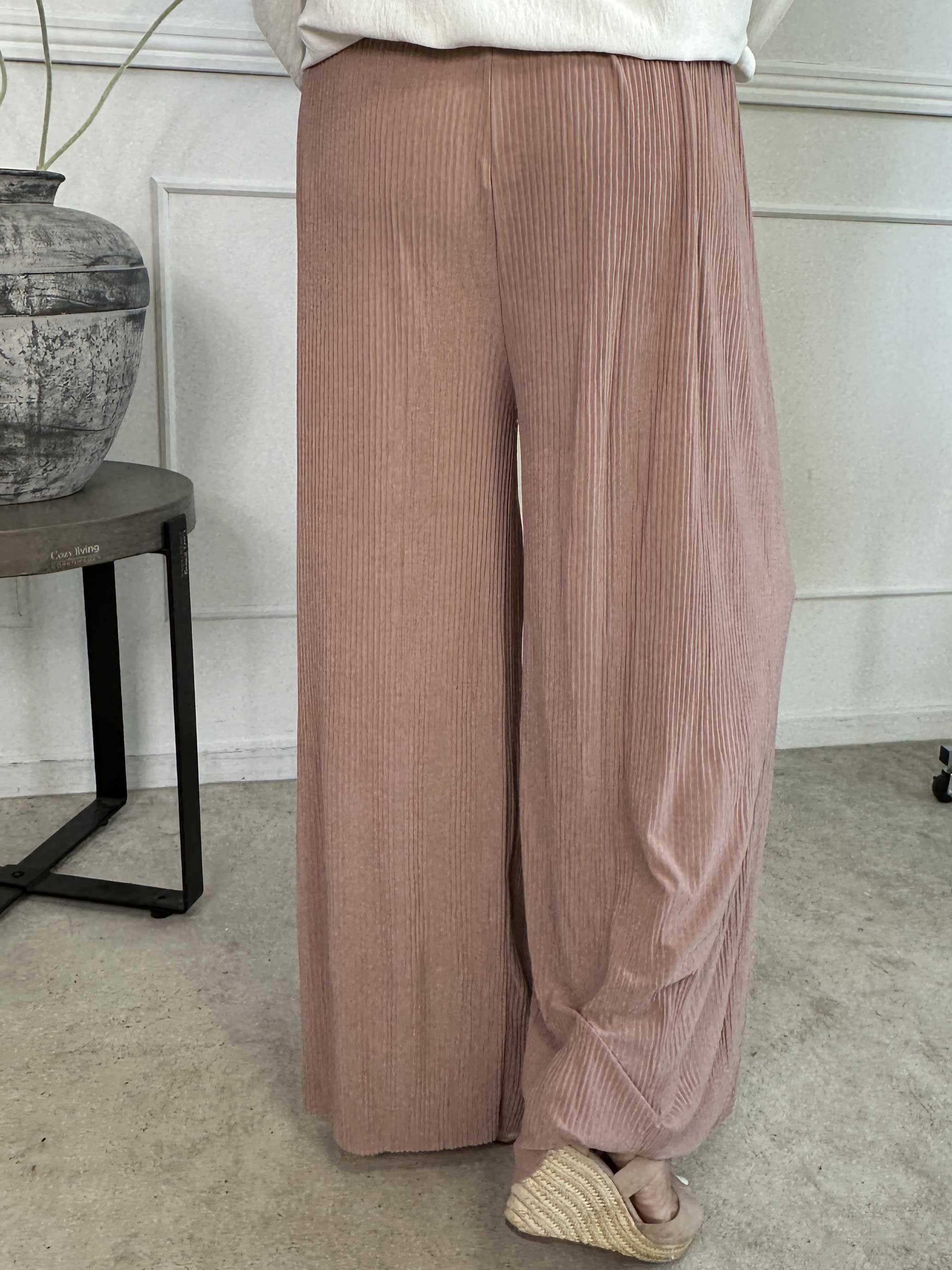 Angeline - Lösa plisserade byxor med resår i midjan