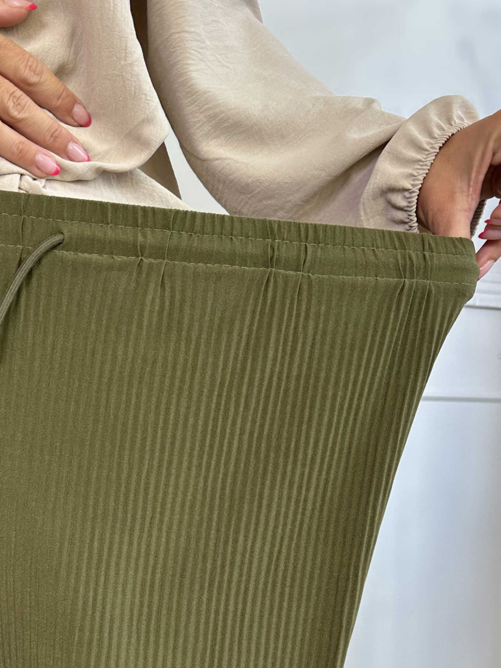 Angeline - Lösa plisserade byxor med resår i midjan