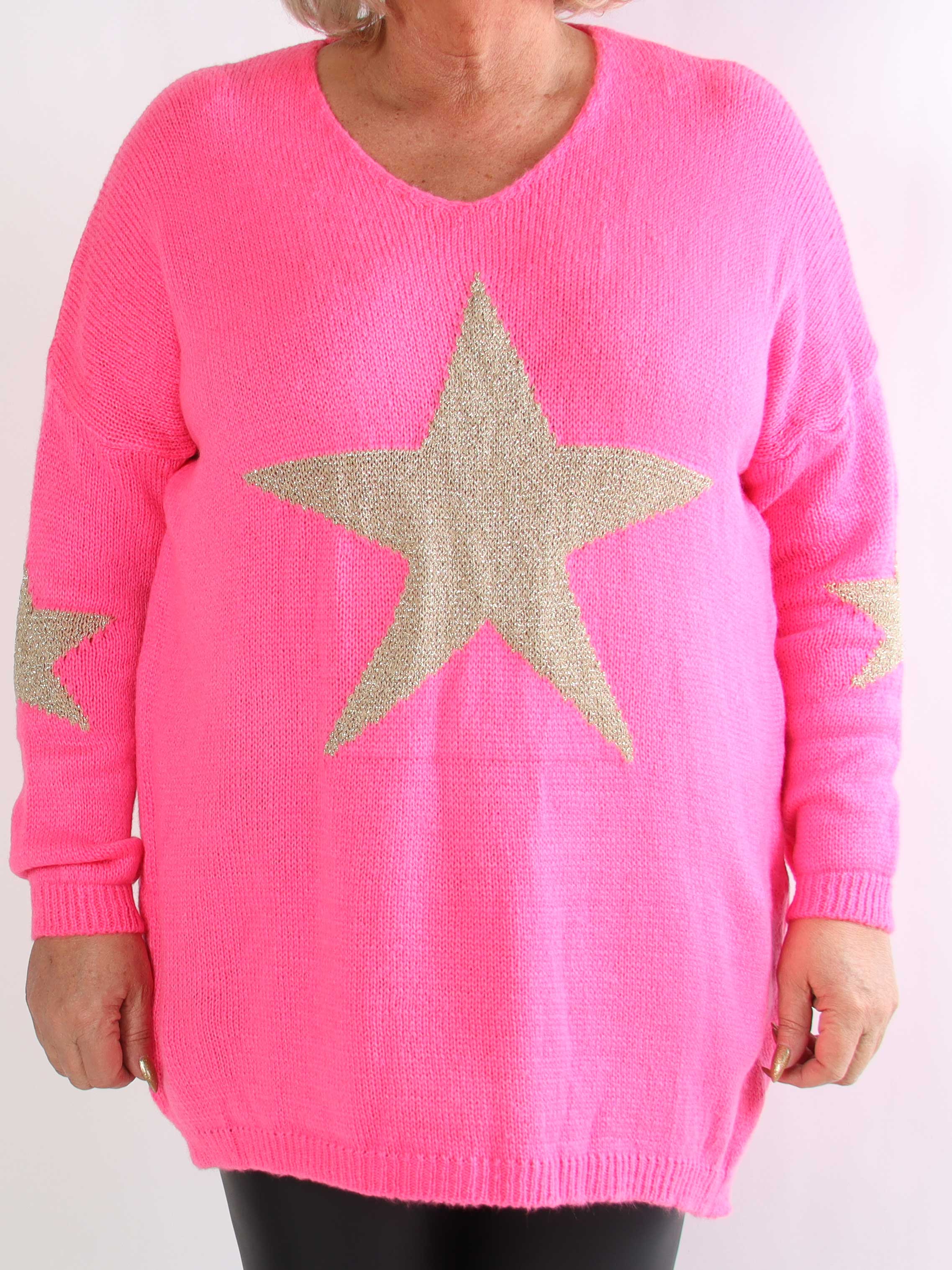 Nikola - Plus size strikkjole med guldstjerner og v-udskæring