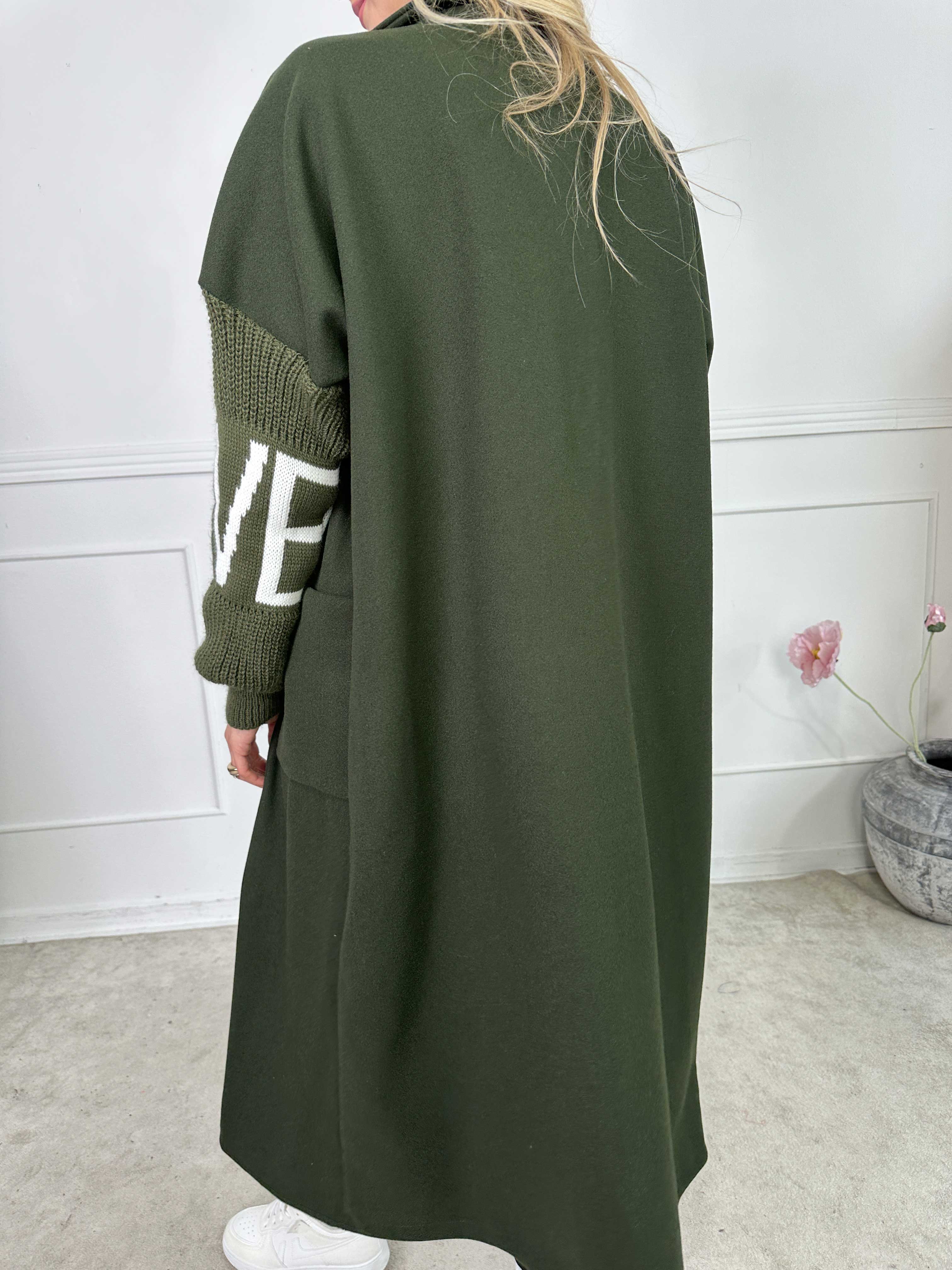 Debbie Midi - Fin kappa med stickade ärmar