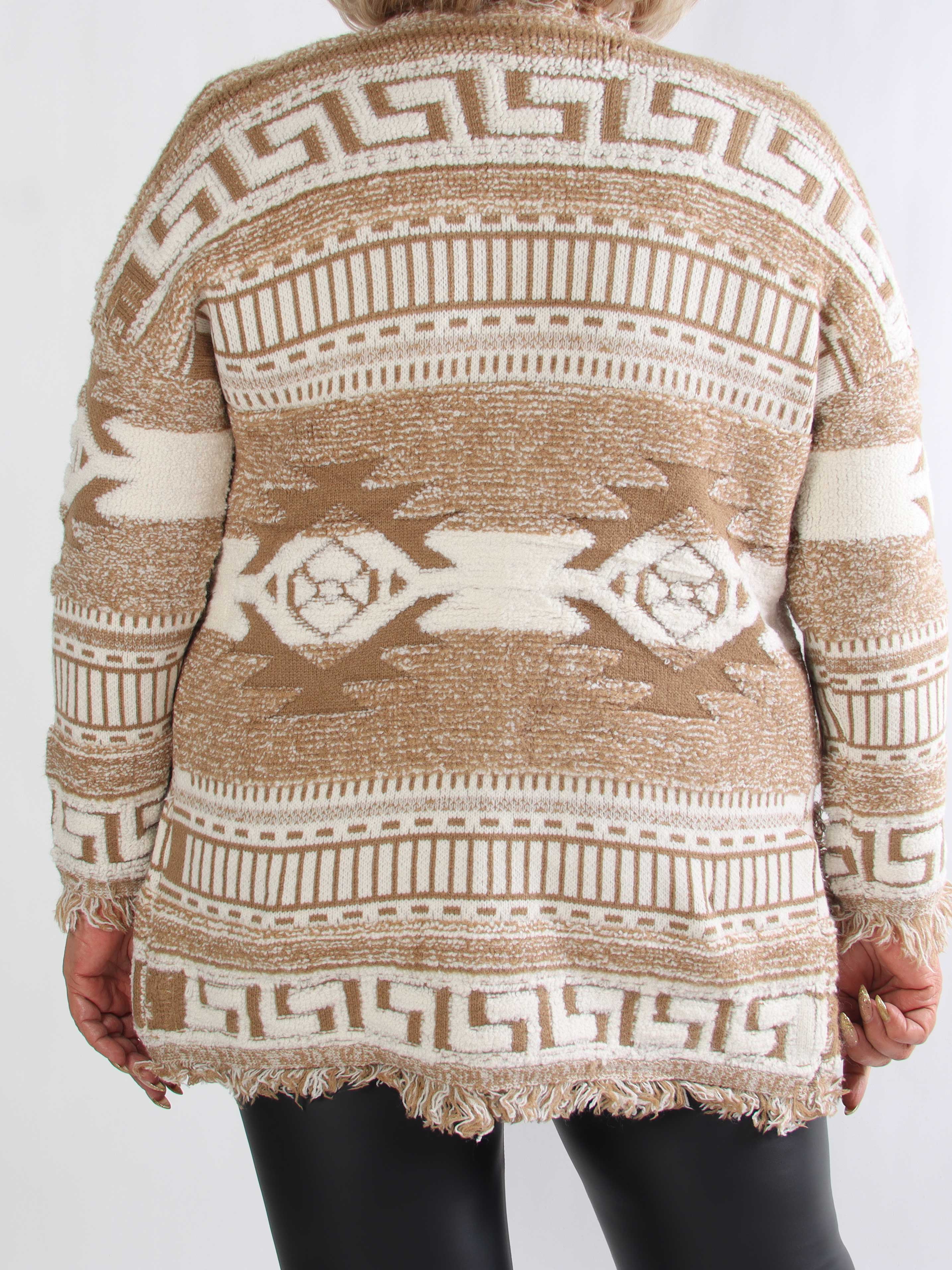 Sannie - Blød plus size cardigan med flot mønstee