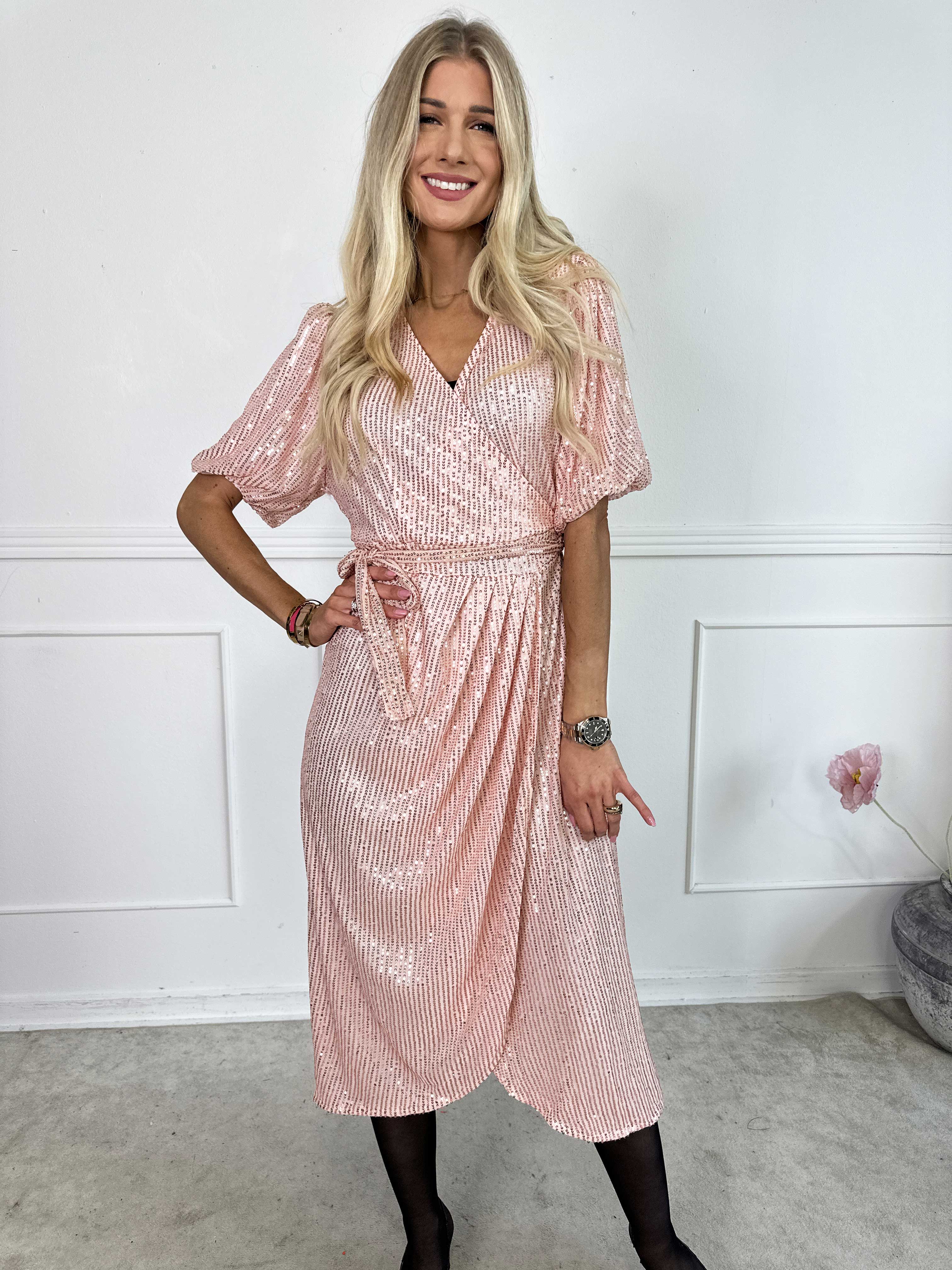 Primula Glitter - Omlottklänning med paljetter