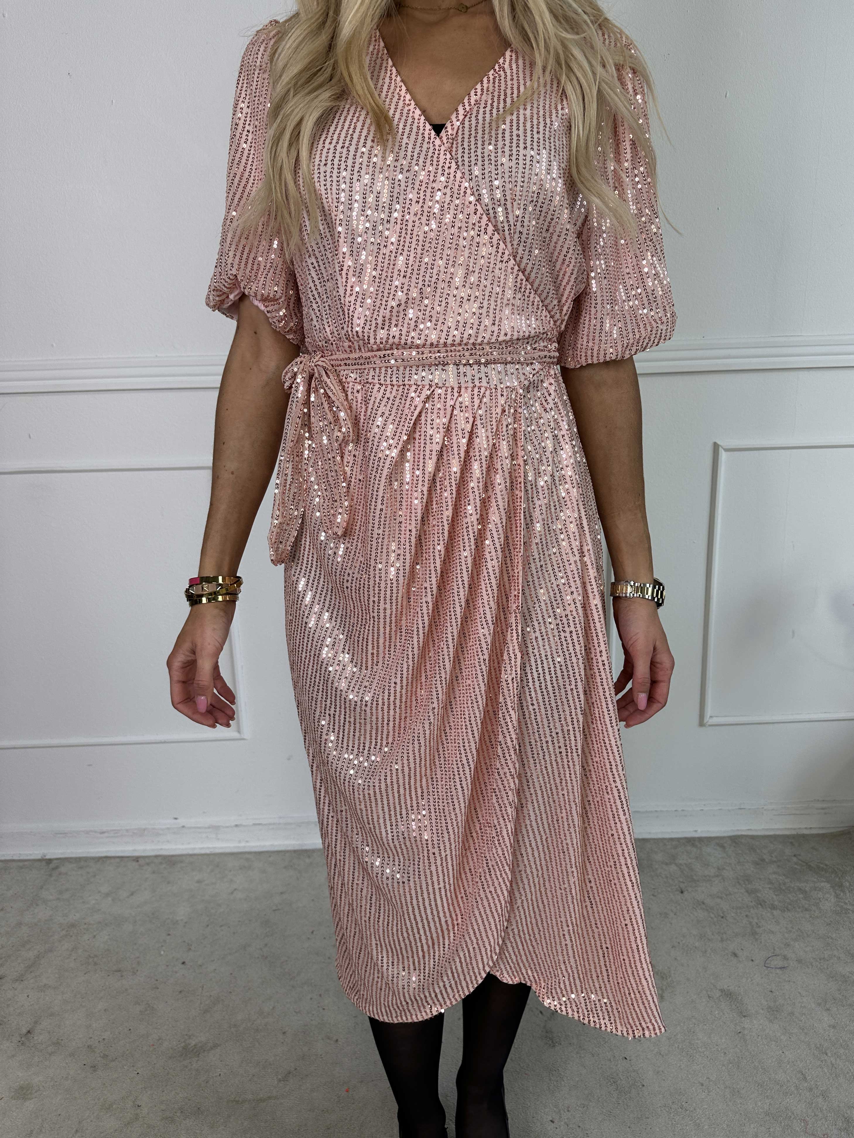 Primula Glitter - Omlottklänning med paljetter