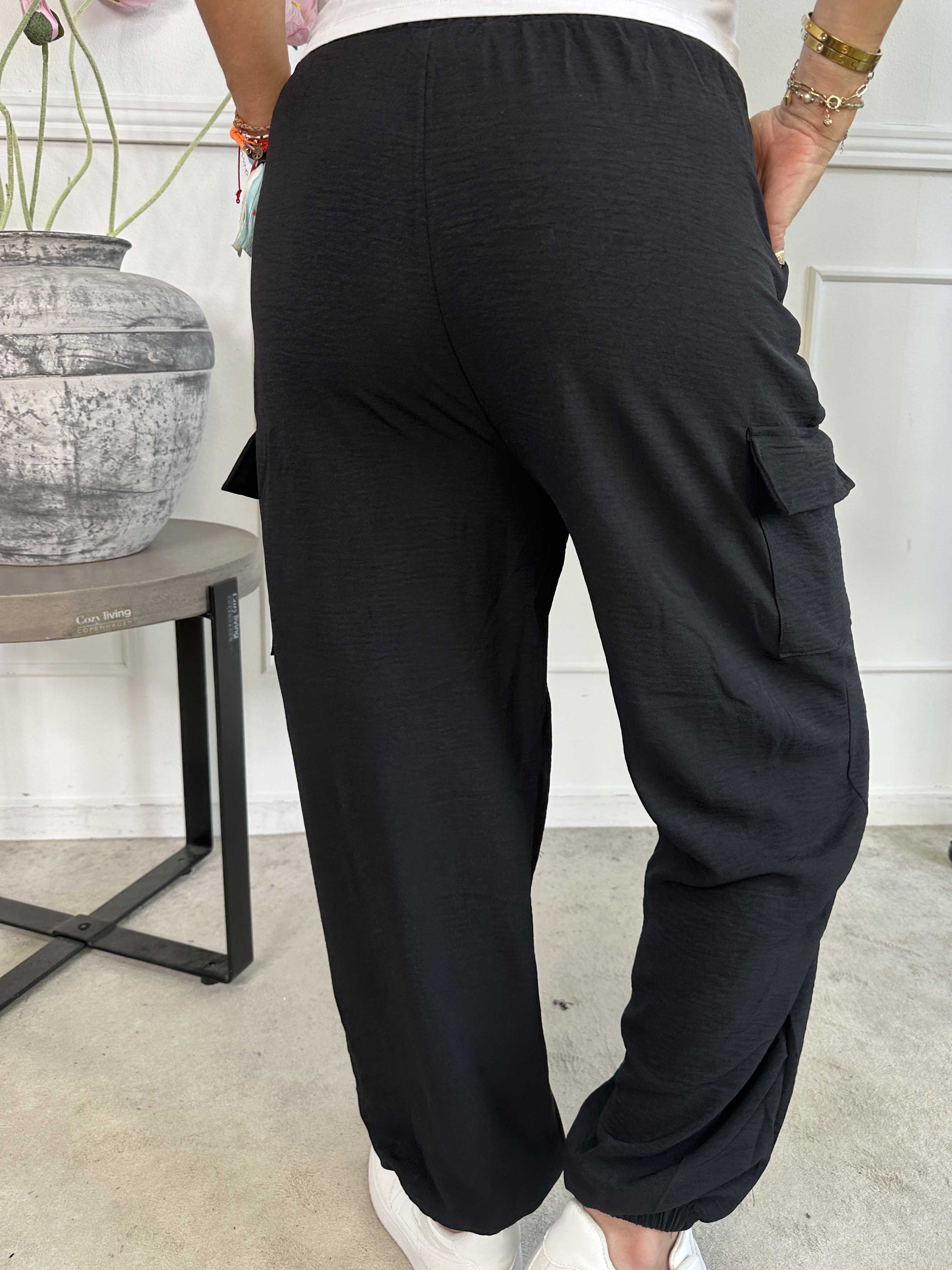 Enyo - Lätta byxor med benfickor