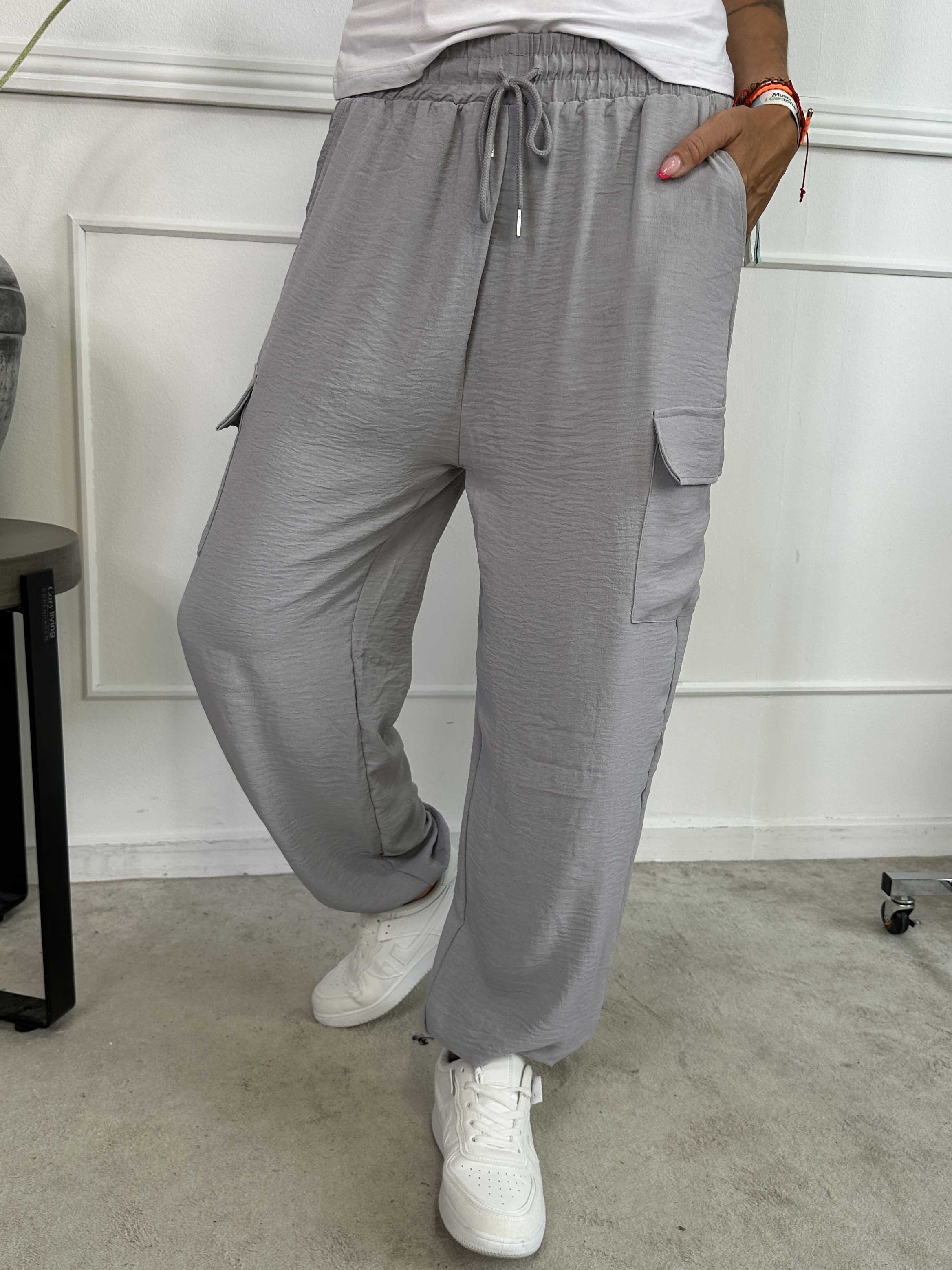 Enyo - Lätta byxor med benfickor