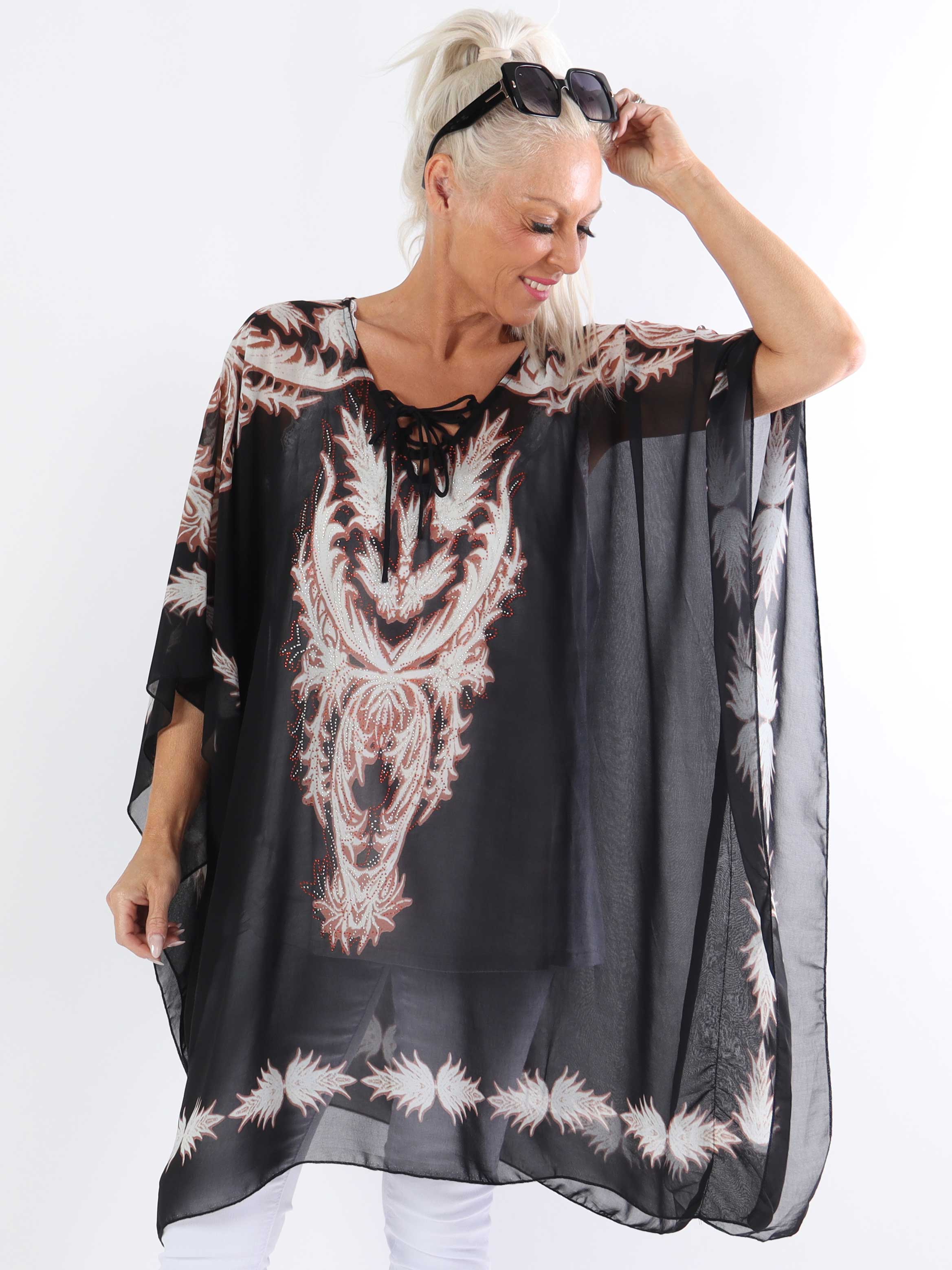 Josefina - Halvgenomskinlig plus size-tunika med dragsko