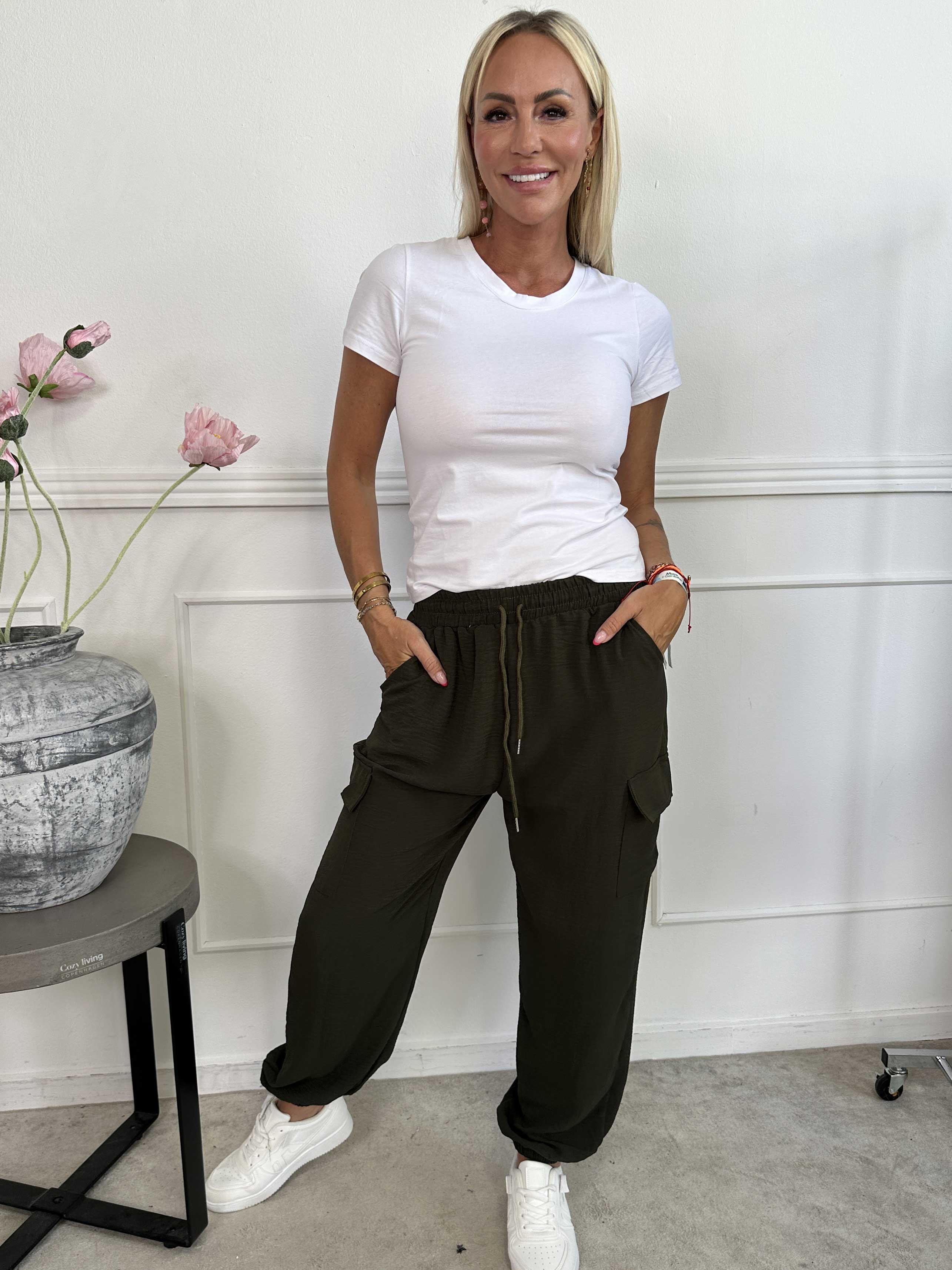 Enyo - Lätta byxor med benfickor