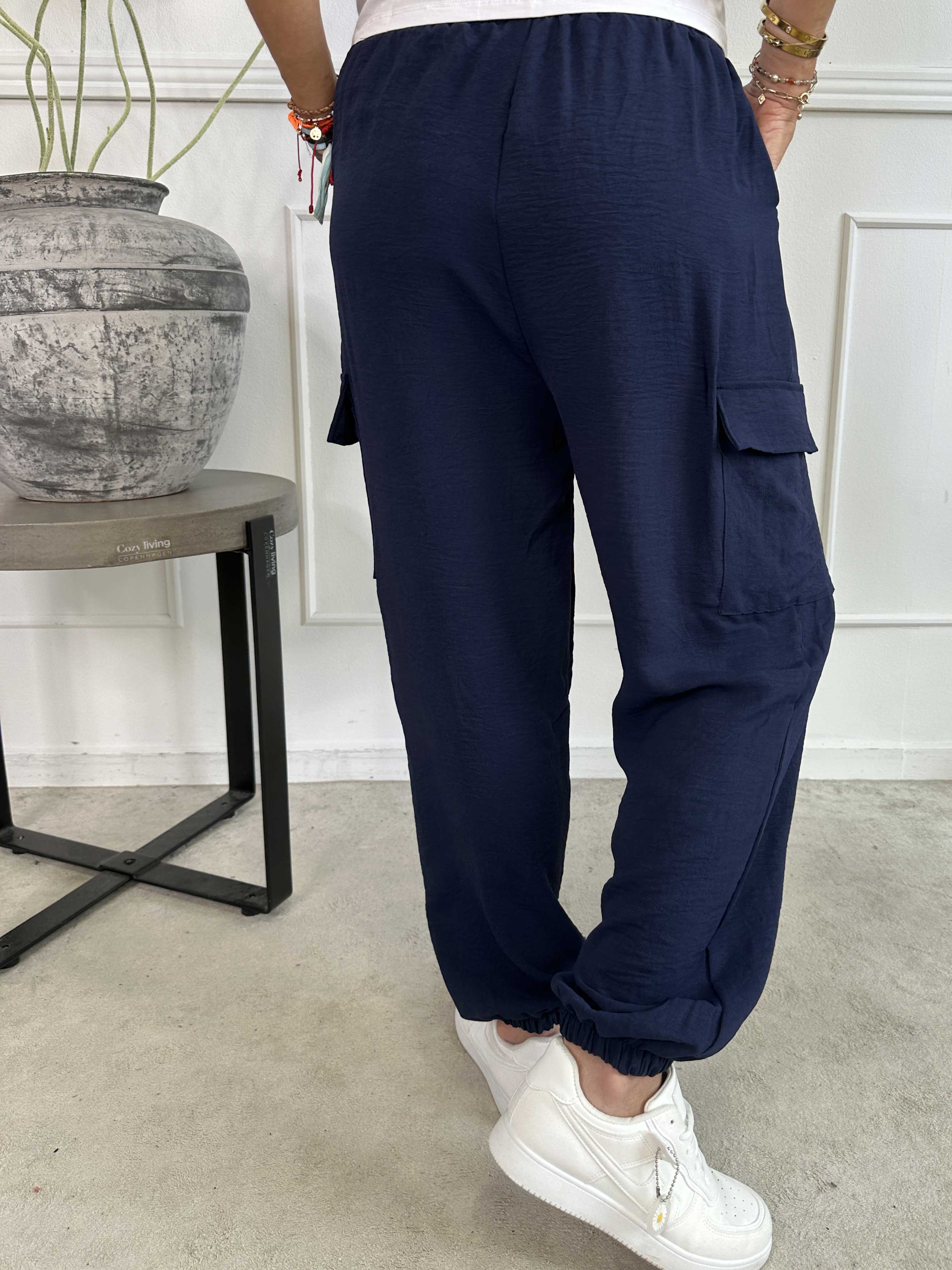 Enyo - Lätta byxor med benfickor