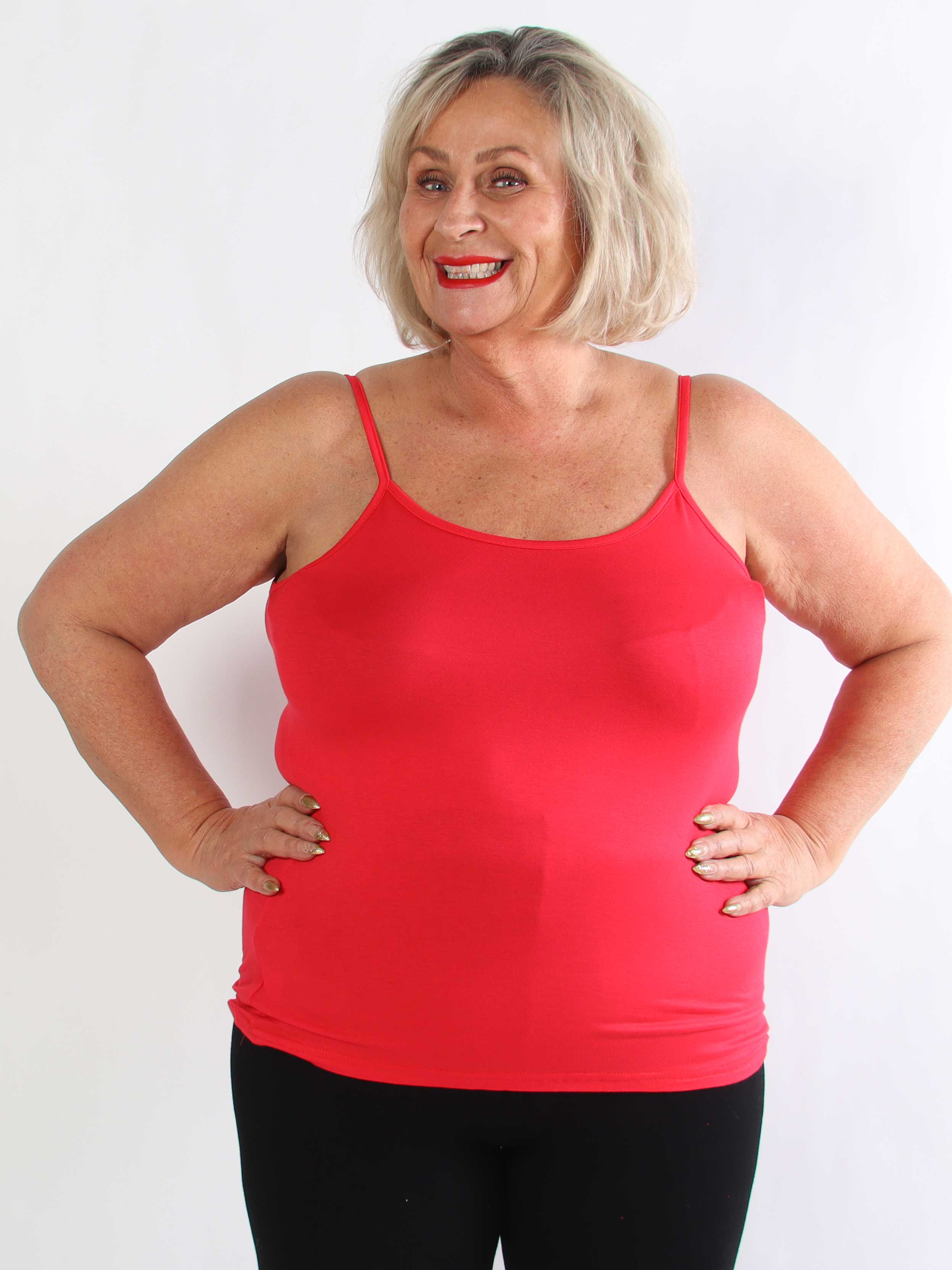 Fiona - Basis stroptop i blød viskose