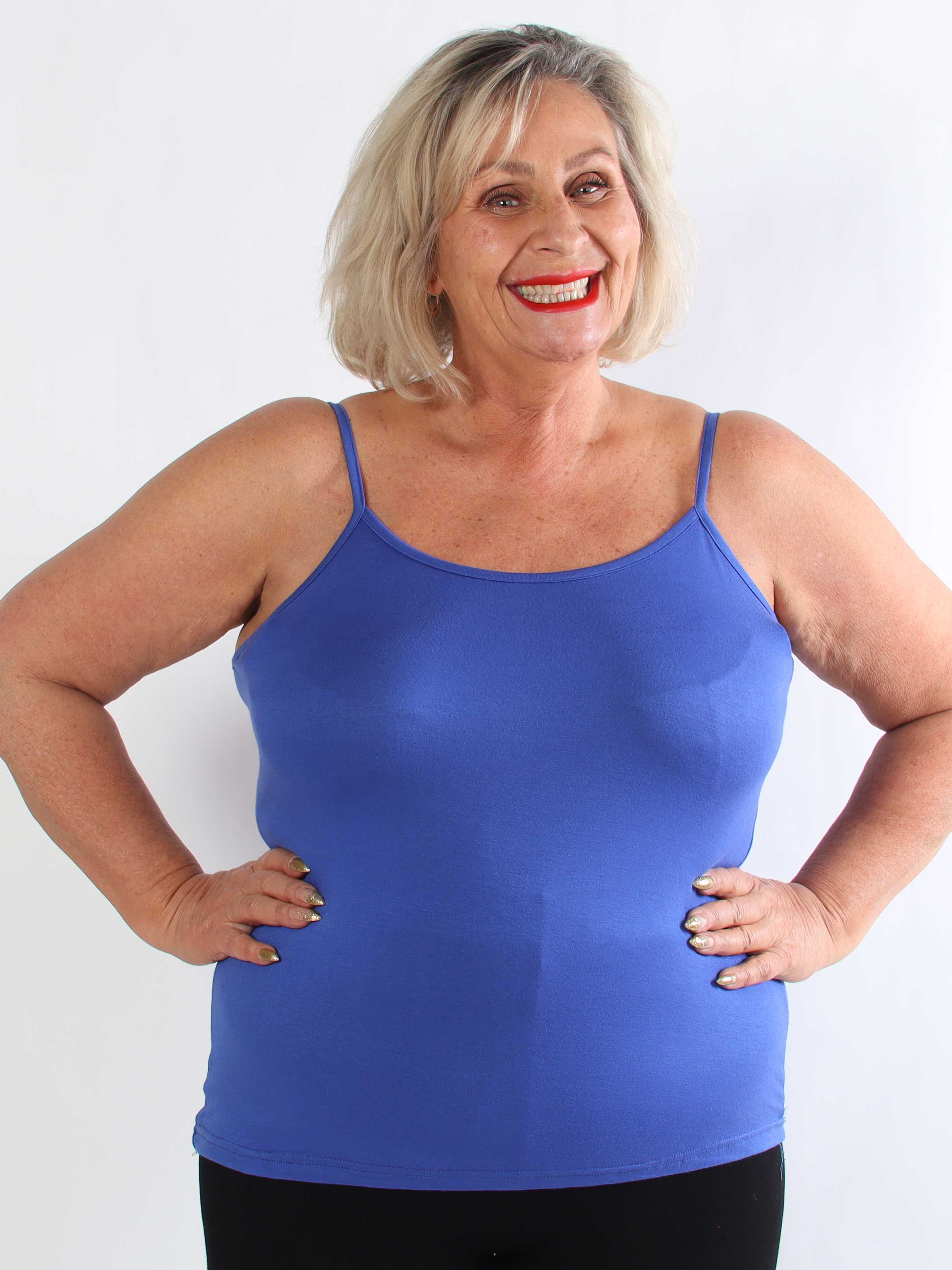 Fiona - Basis stroptop i blød viskose