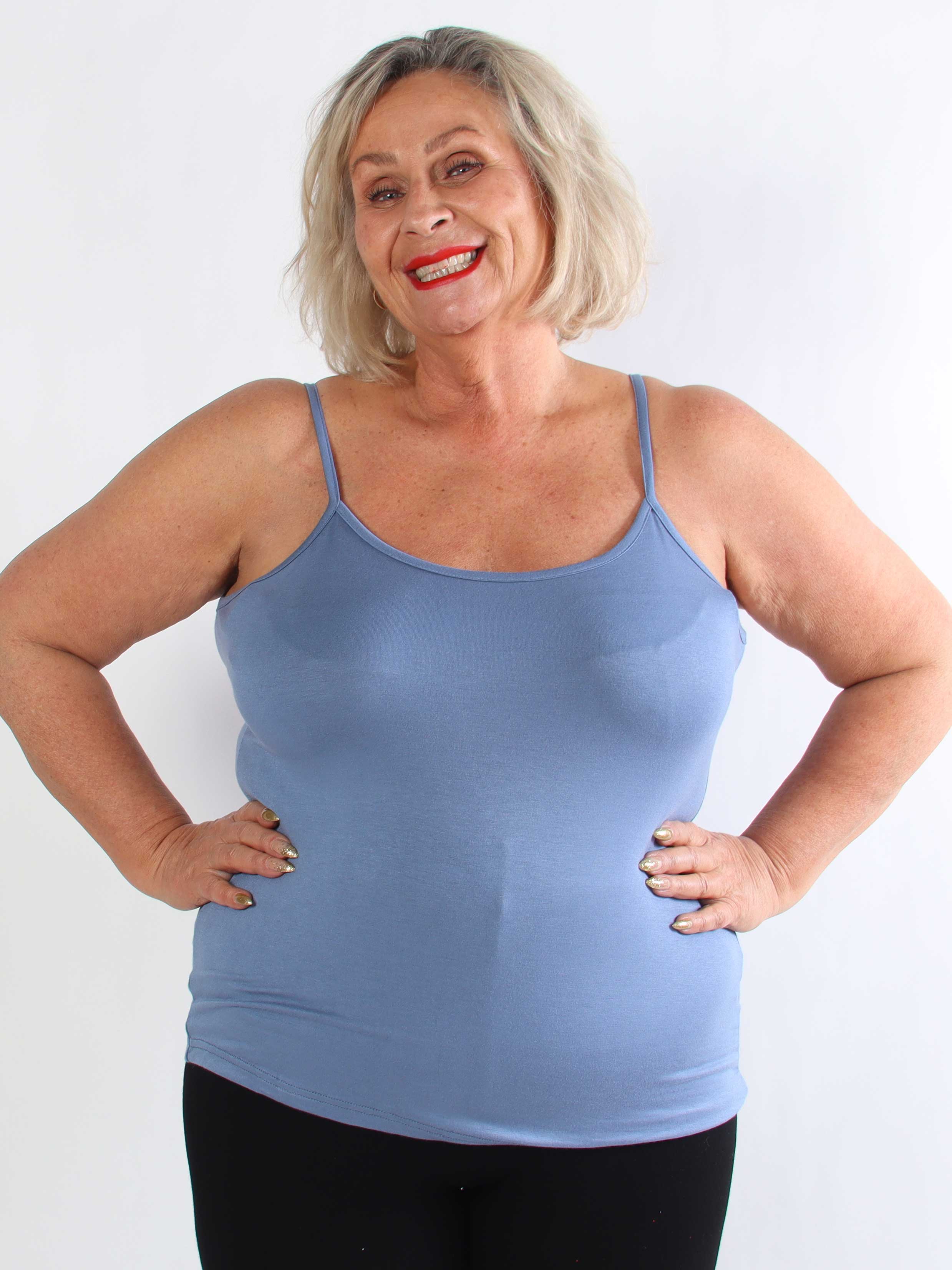 Fiona - Basis stroptop i blød viskose