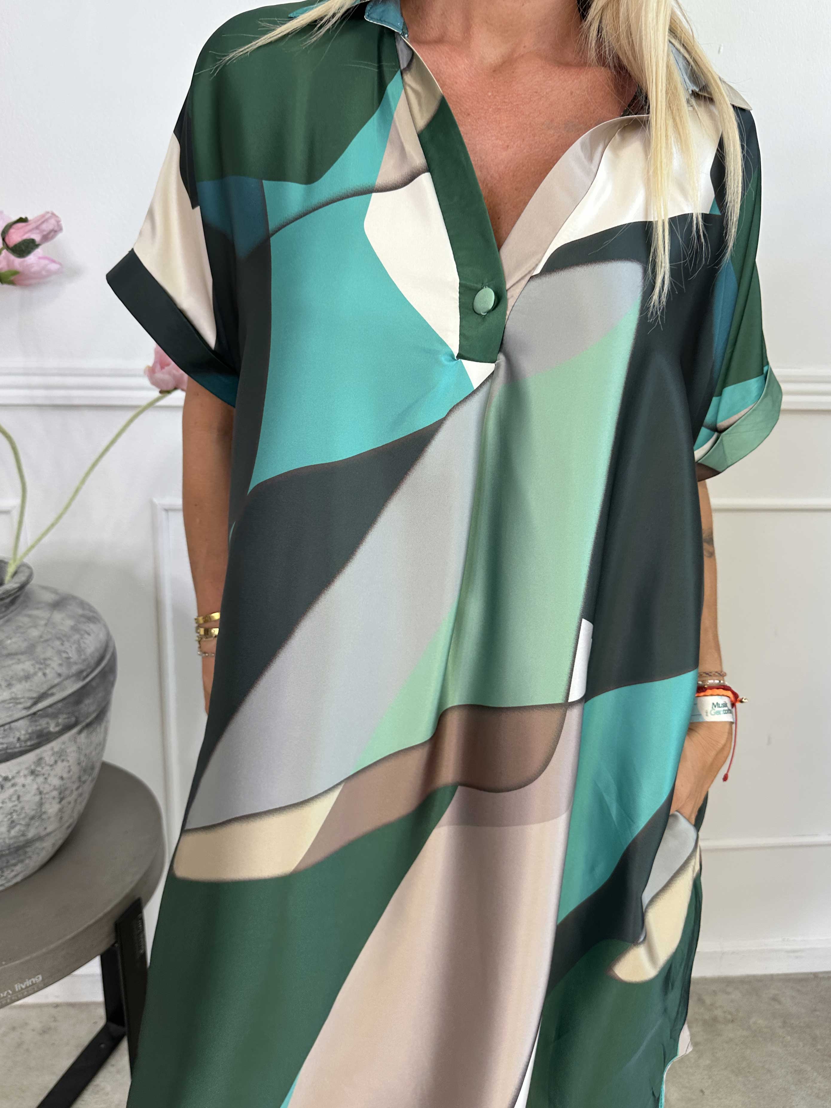 Etlana - Mönstrad tunikaklänning med korta ärmar