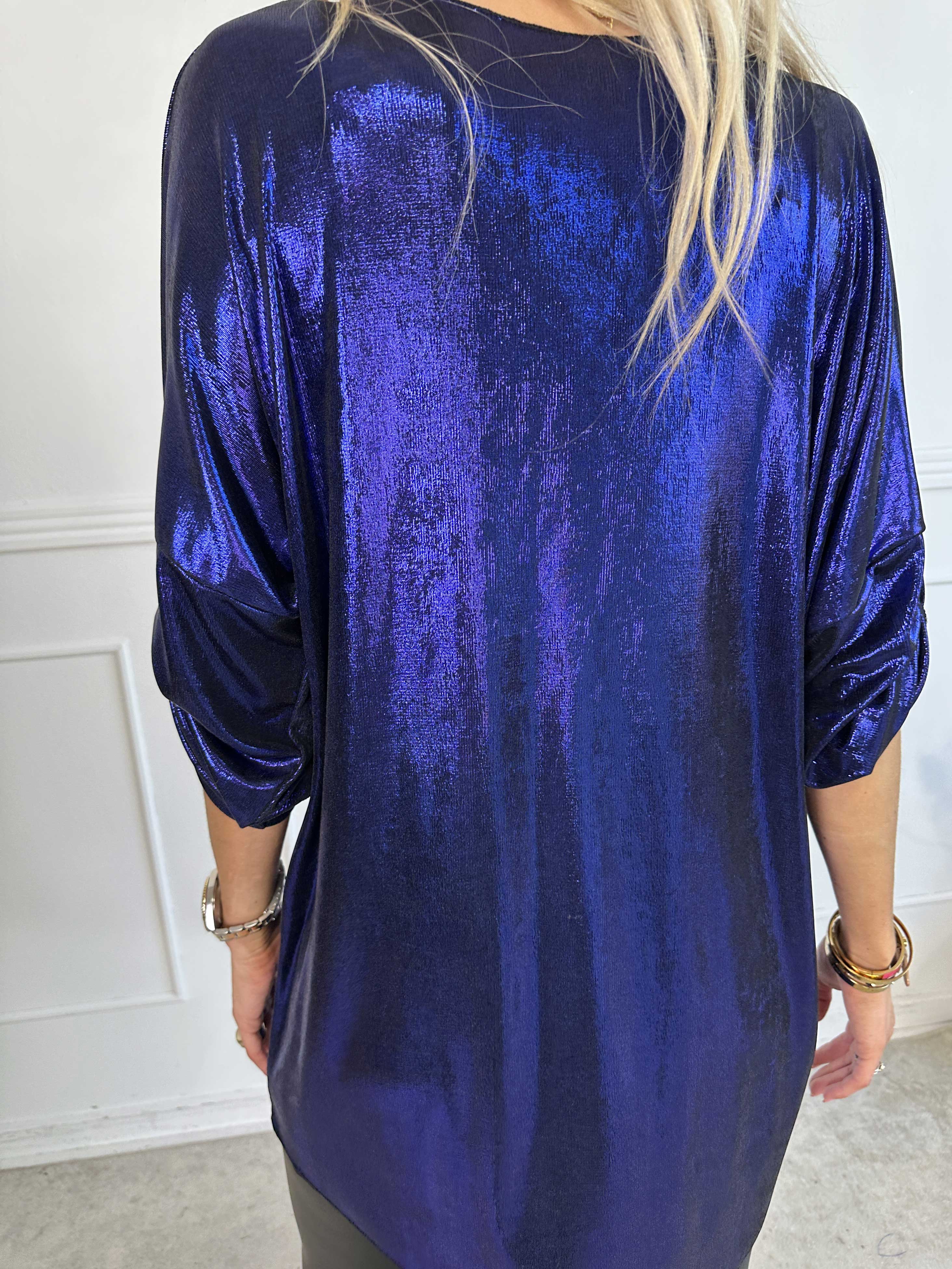 Subira - Glansig tunika med v-ringning