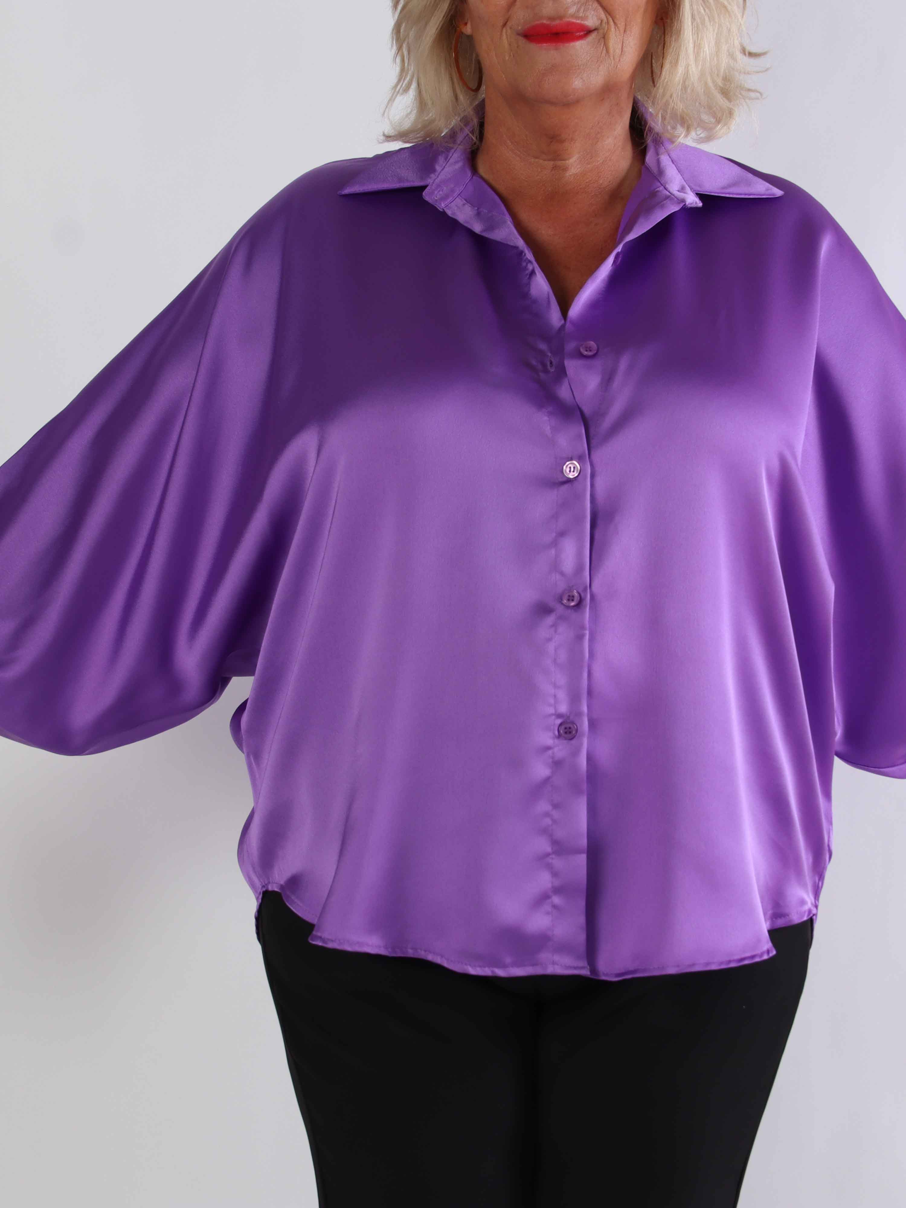 Feliciti - Shiny plus size skjorta med fladdermusärmar