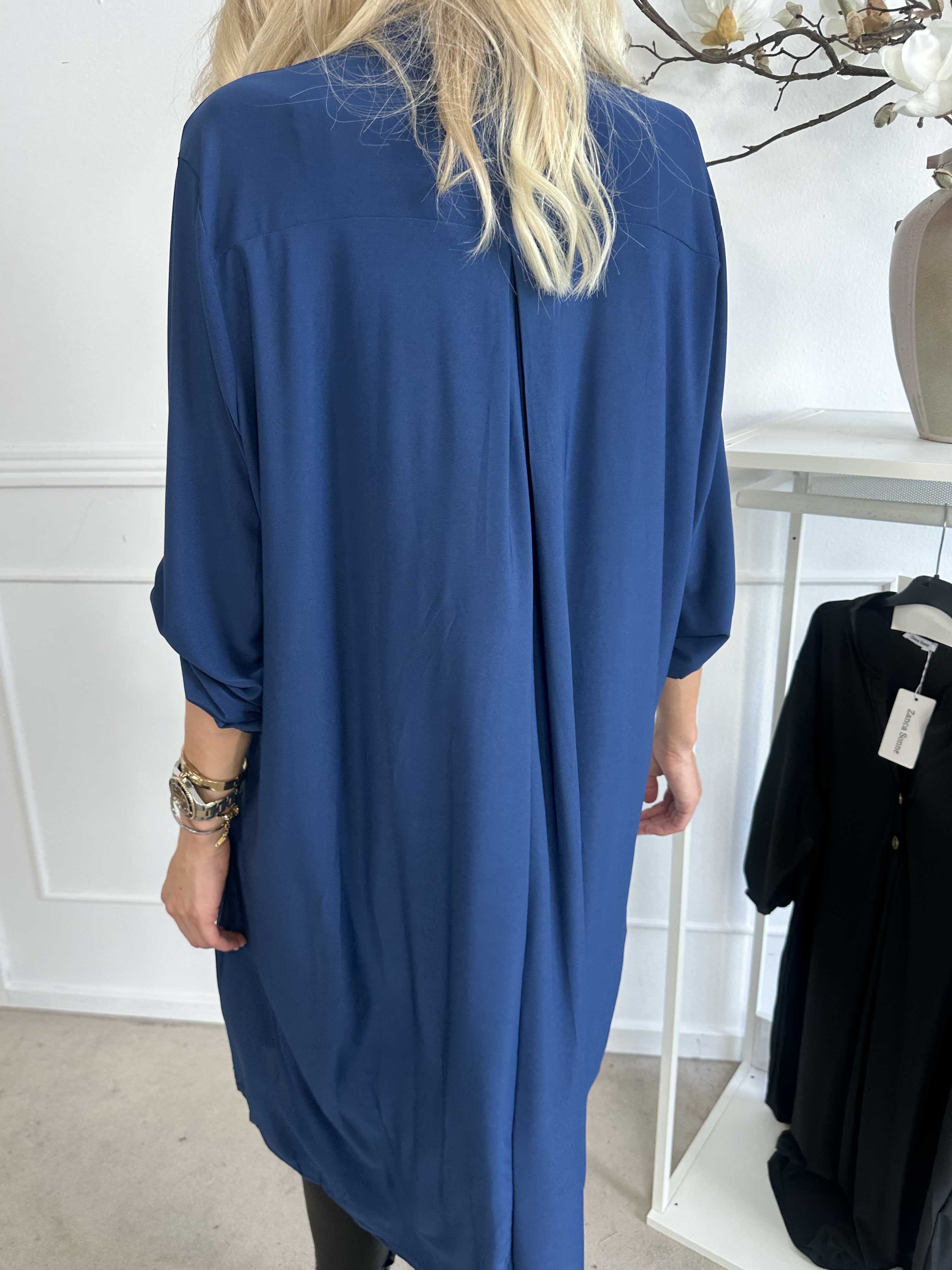 Ebba Plain Long - Söt klänning i elastiskt tyg