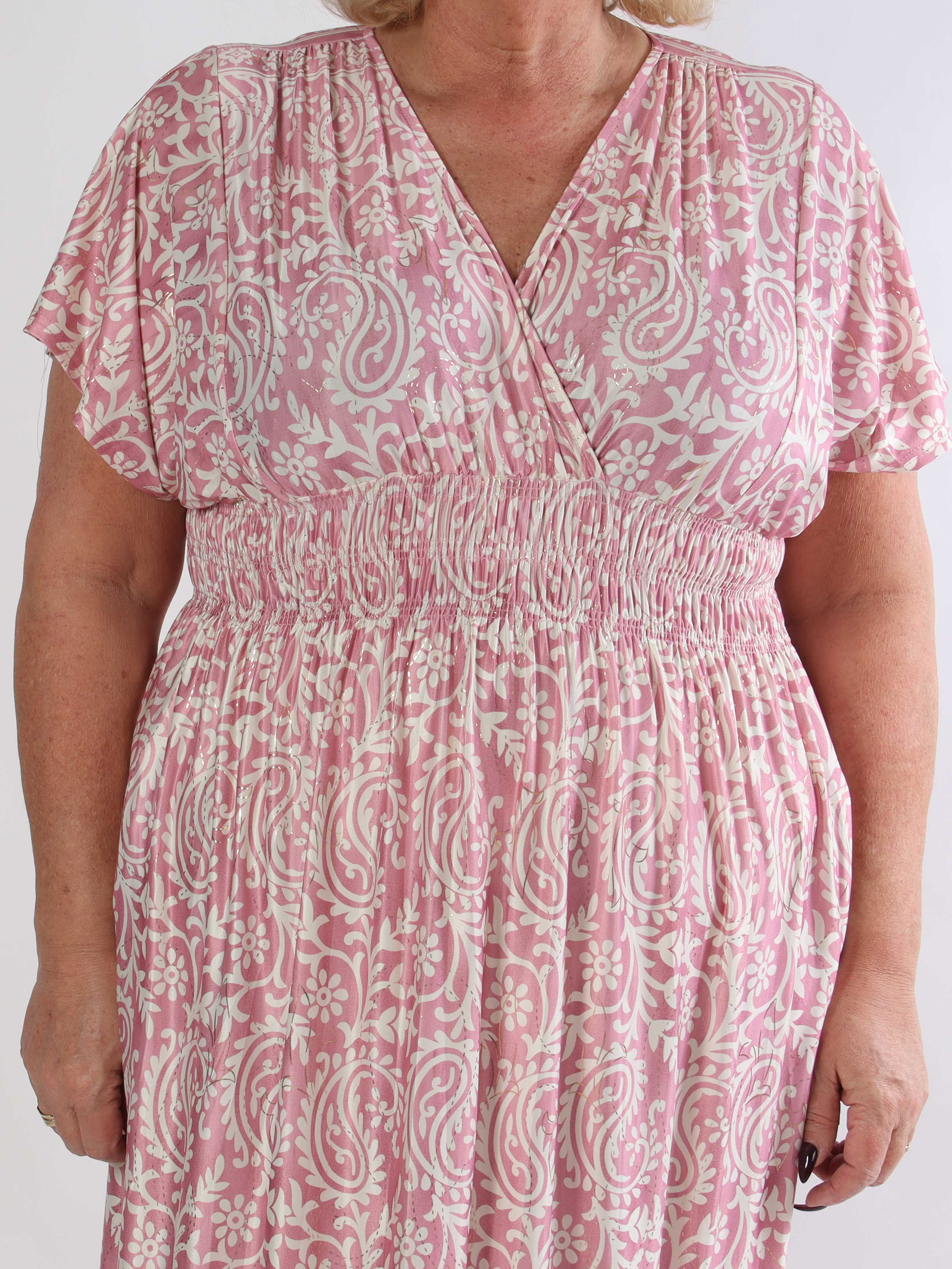 Pams Boteh - Lång stretchig mönstrad plus size klänning med fickor