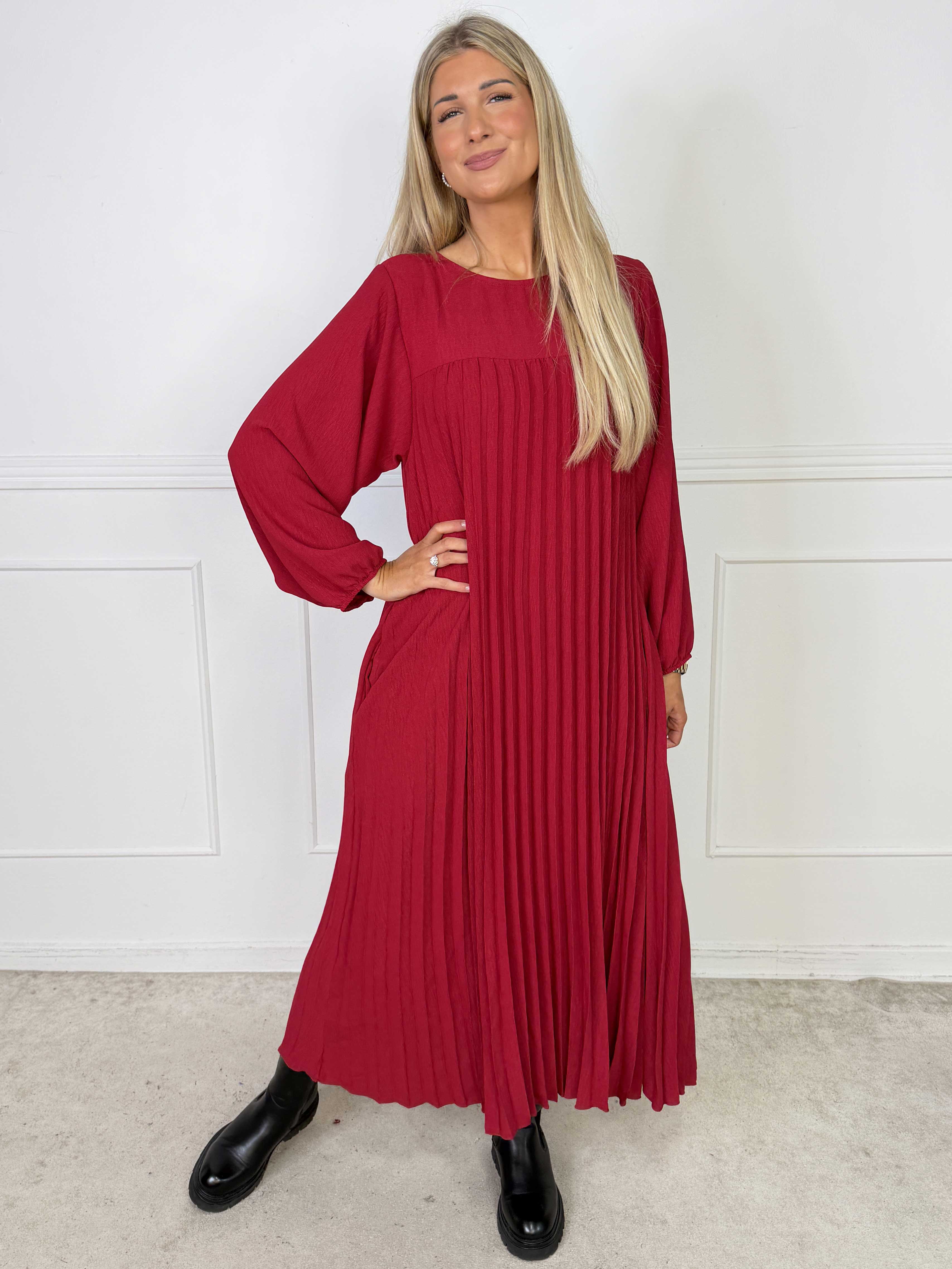 Nancy Long Sleeve - Lång klänning med plissering och fickor