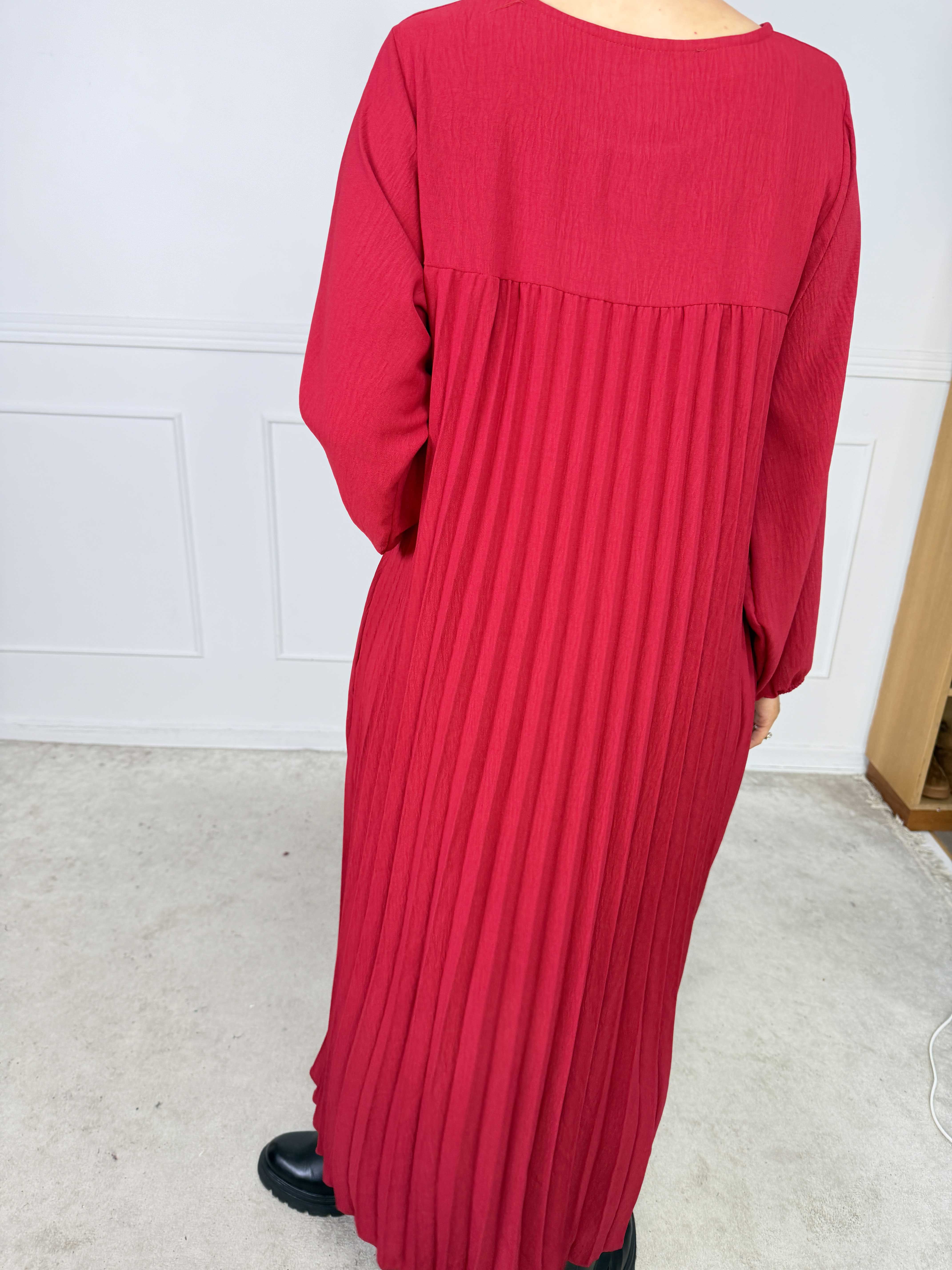 Nancy Long Sleeve - Lång plus size klänning med plissering och fickor