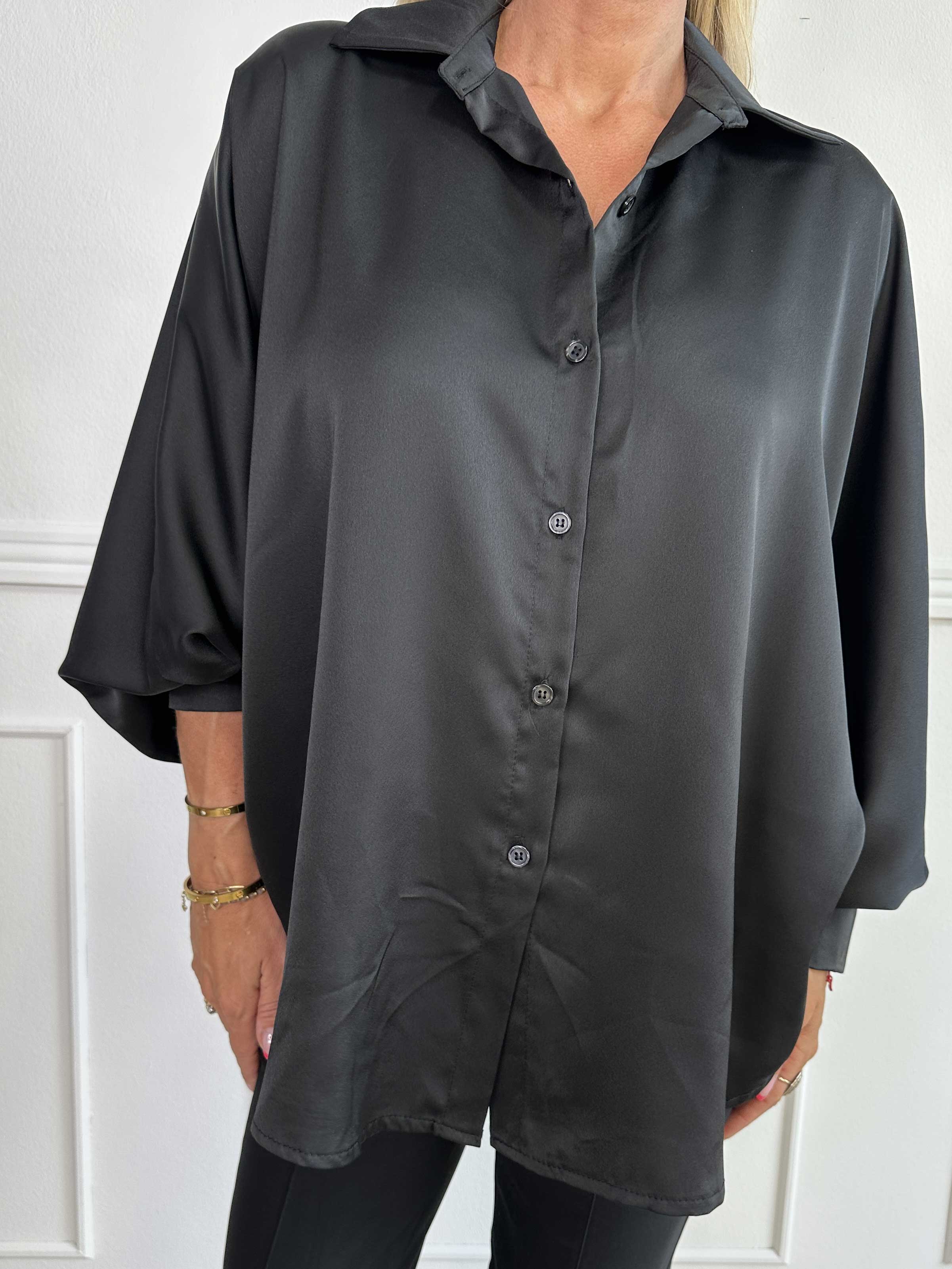 Feliciti - Shiny skjorta med fladdermusärmar