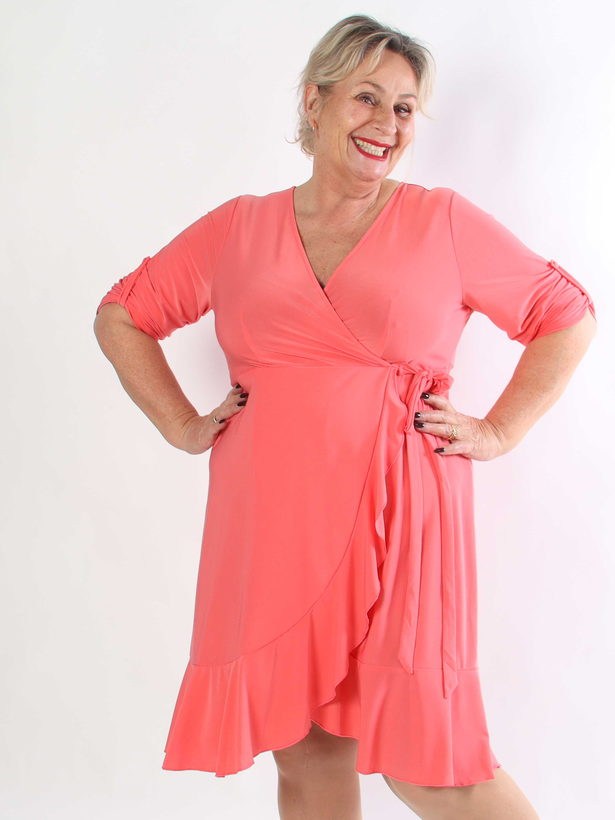 Savina Plain - Stretchig långärmad plus size omlottklänning