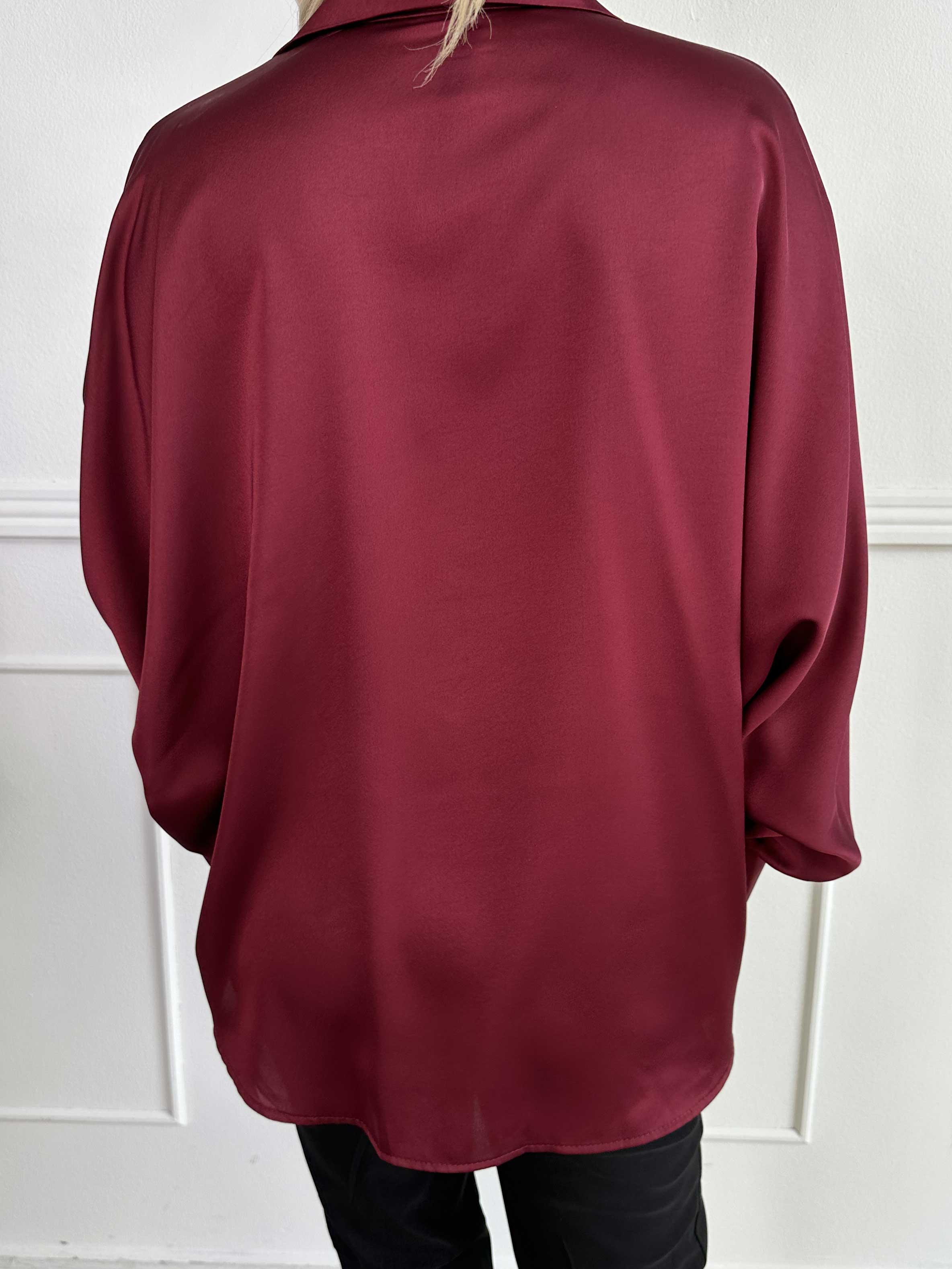 Feliciti - Shiny skjorta med fladdermusärmar